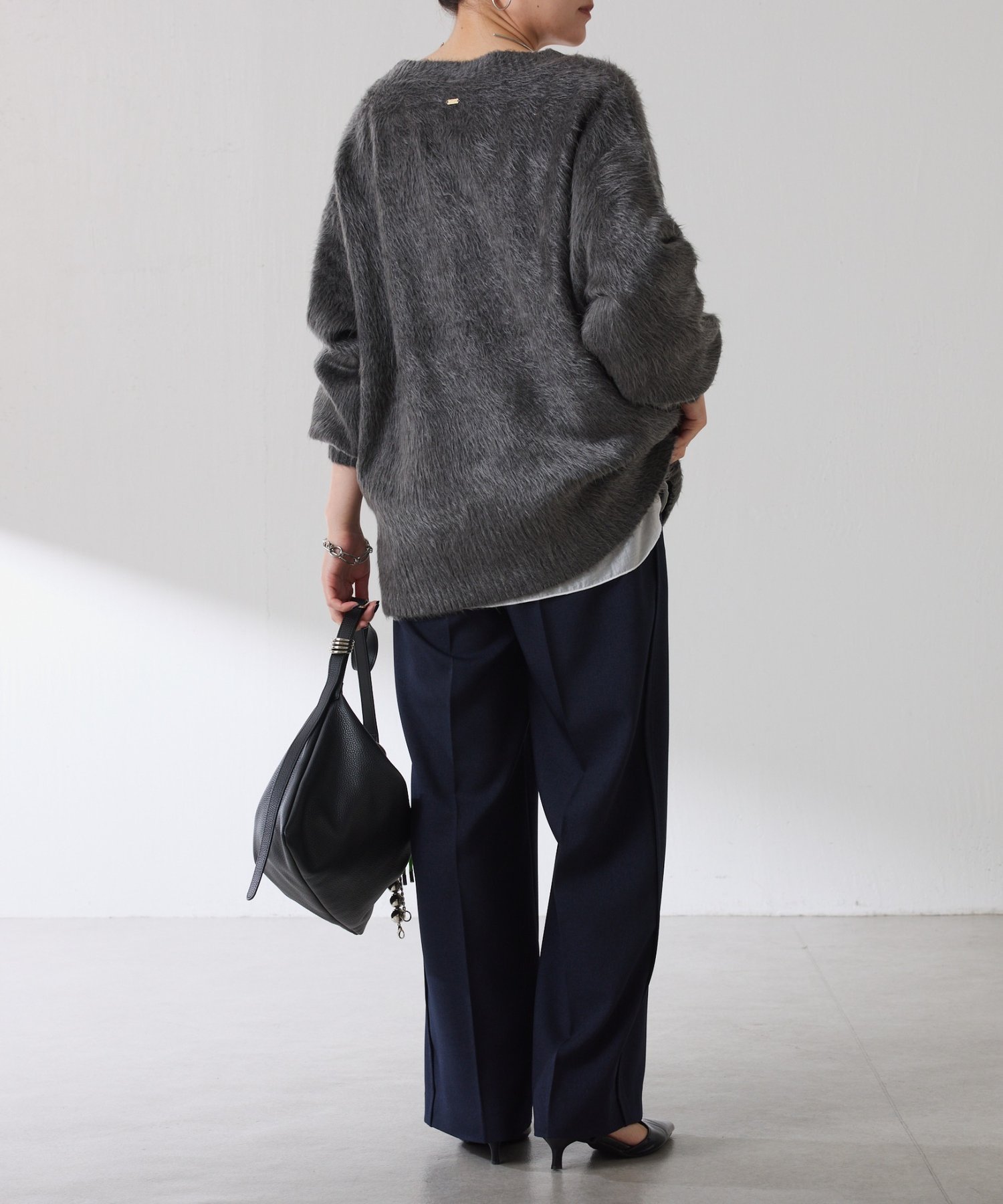 COLLAGE GALLARDAGALANTE｜エアリー深Vニット | Rakuten Fashion(楽天