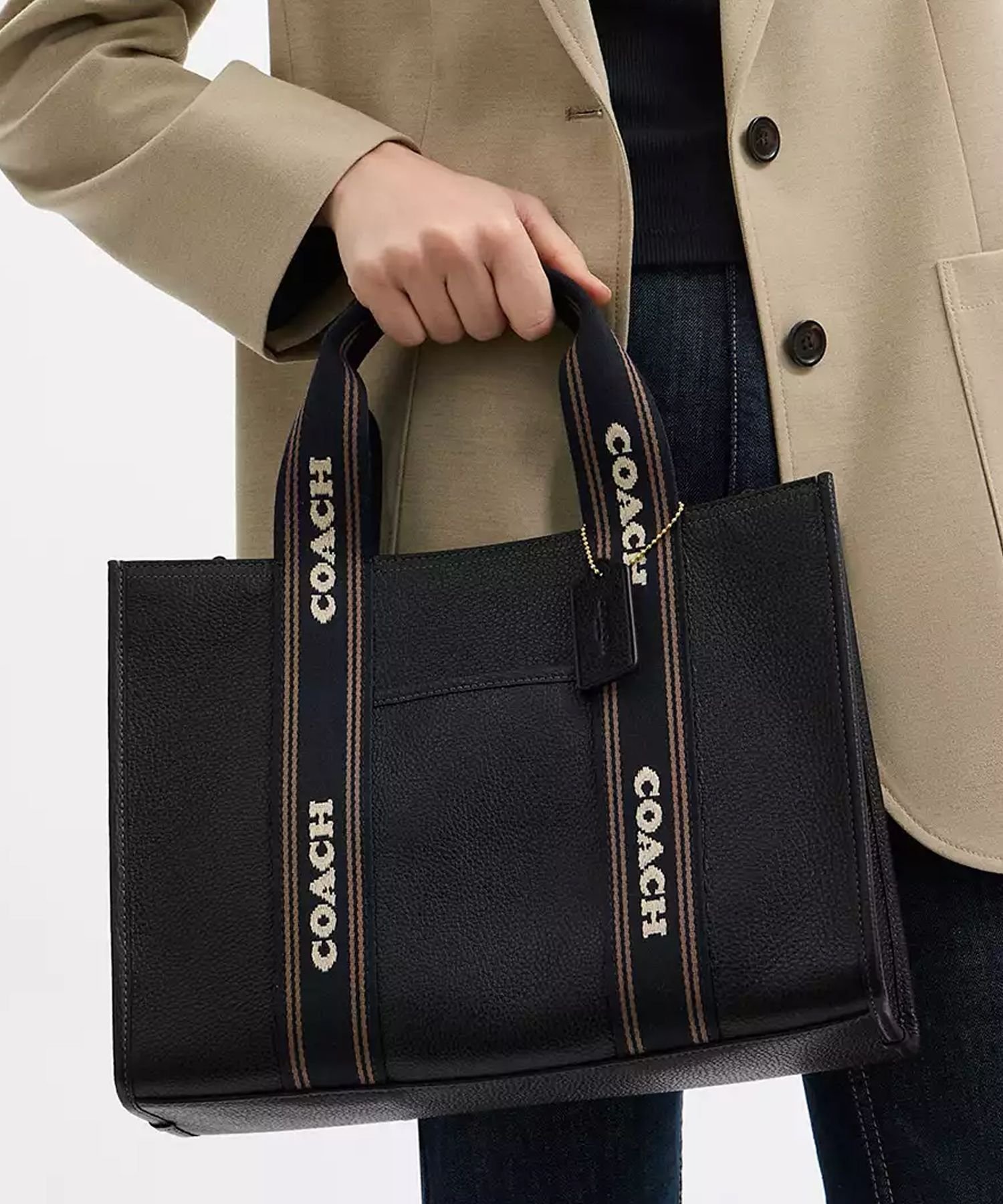 COACH OUTLET｜【公式】スミス ラージ トート バッグ・シグネチャー