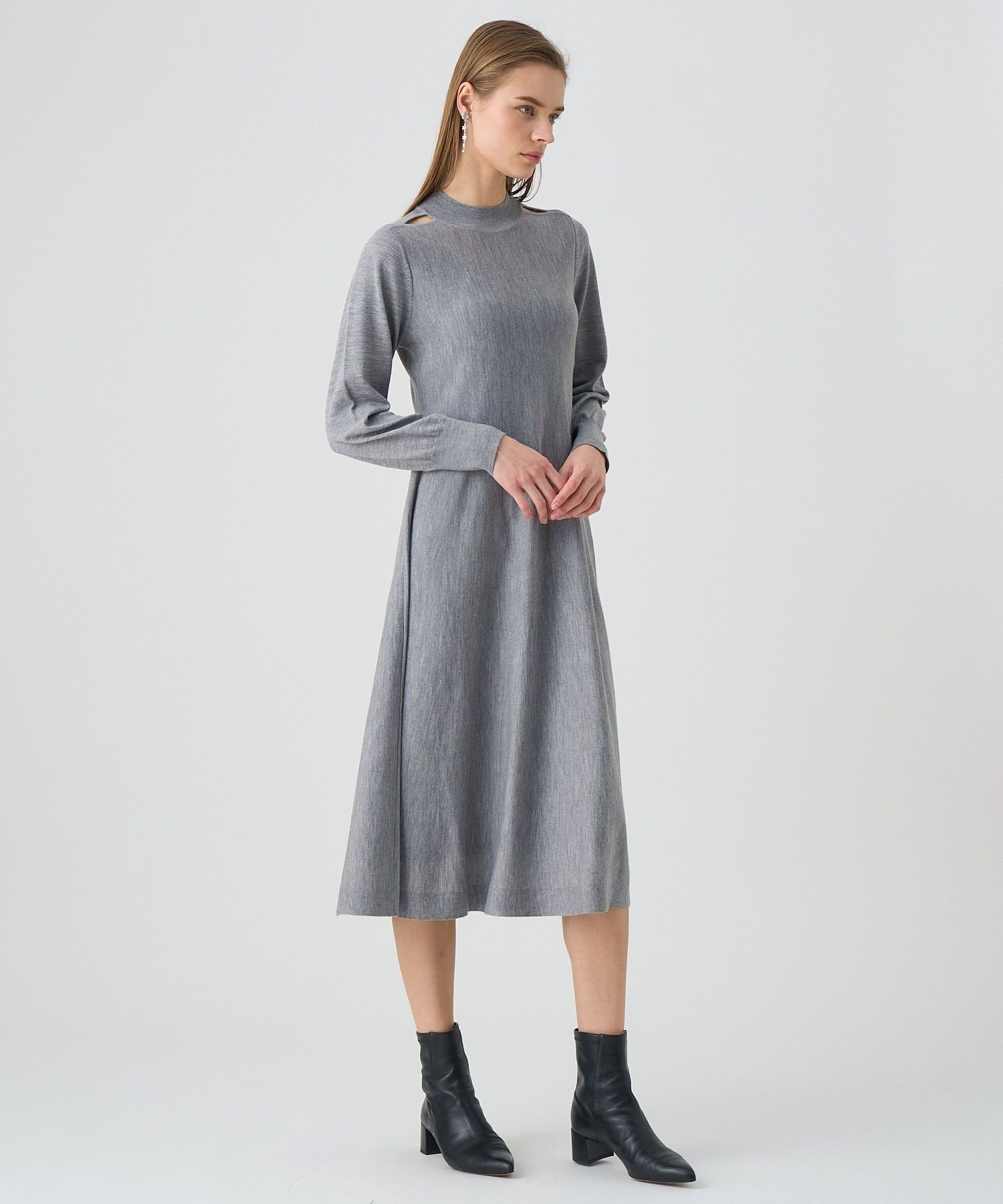 ANAYI｜メリノウールショルダースリットワンピース | Rakuten Fashion