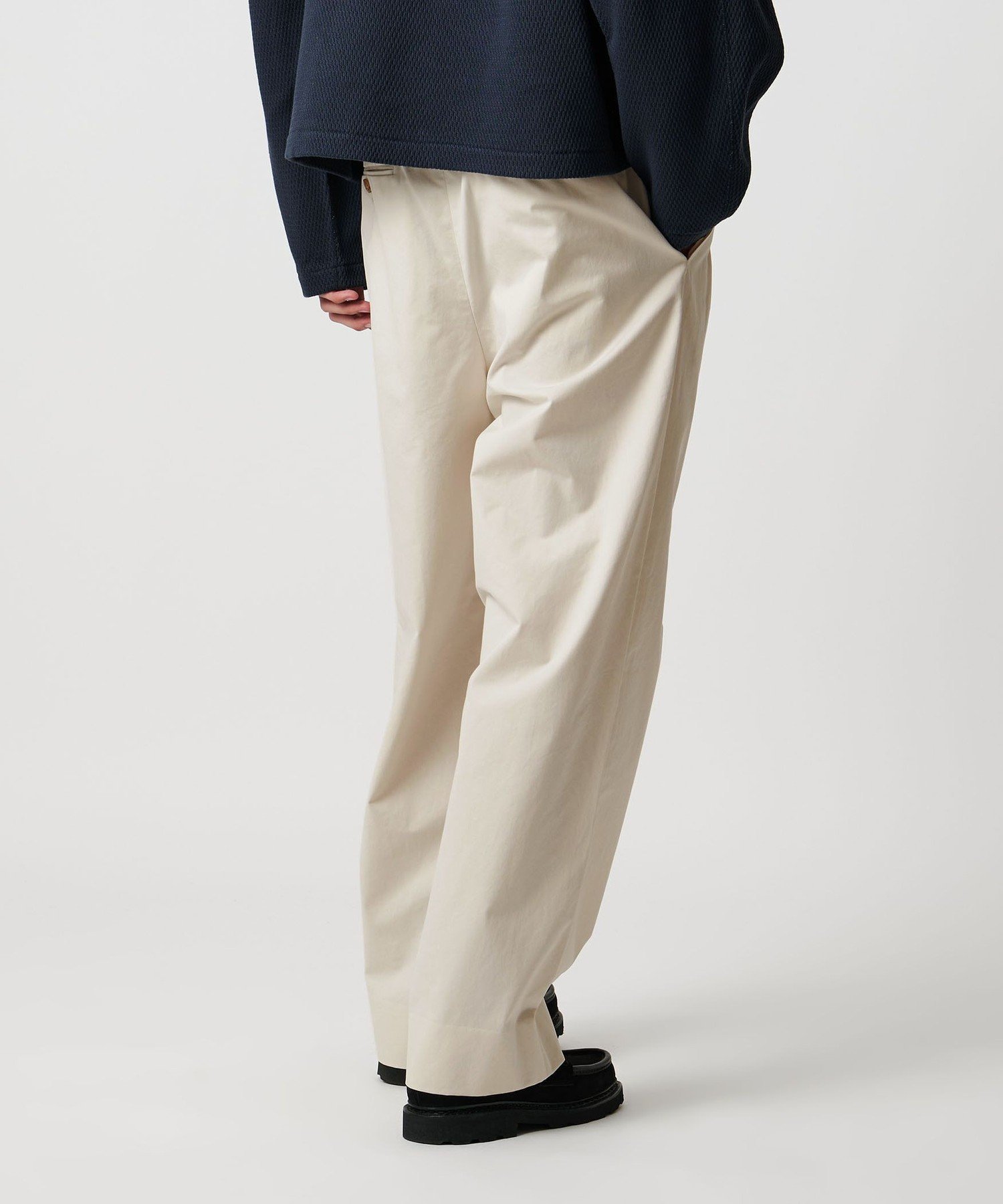 H beauty&youth ＜H＞ピーチスキン チノ 2プリーツパンツ H BEAUTY&YOUTH UNITED ARROWS（エイチビューティーアンドユース