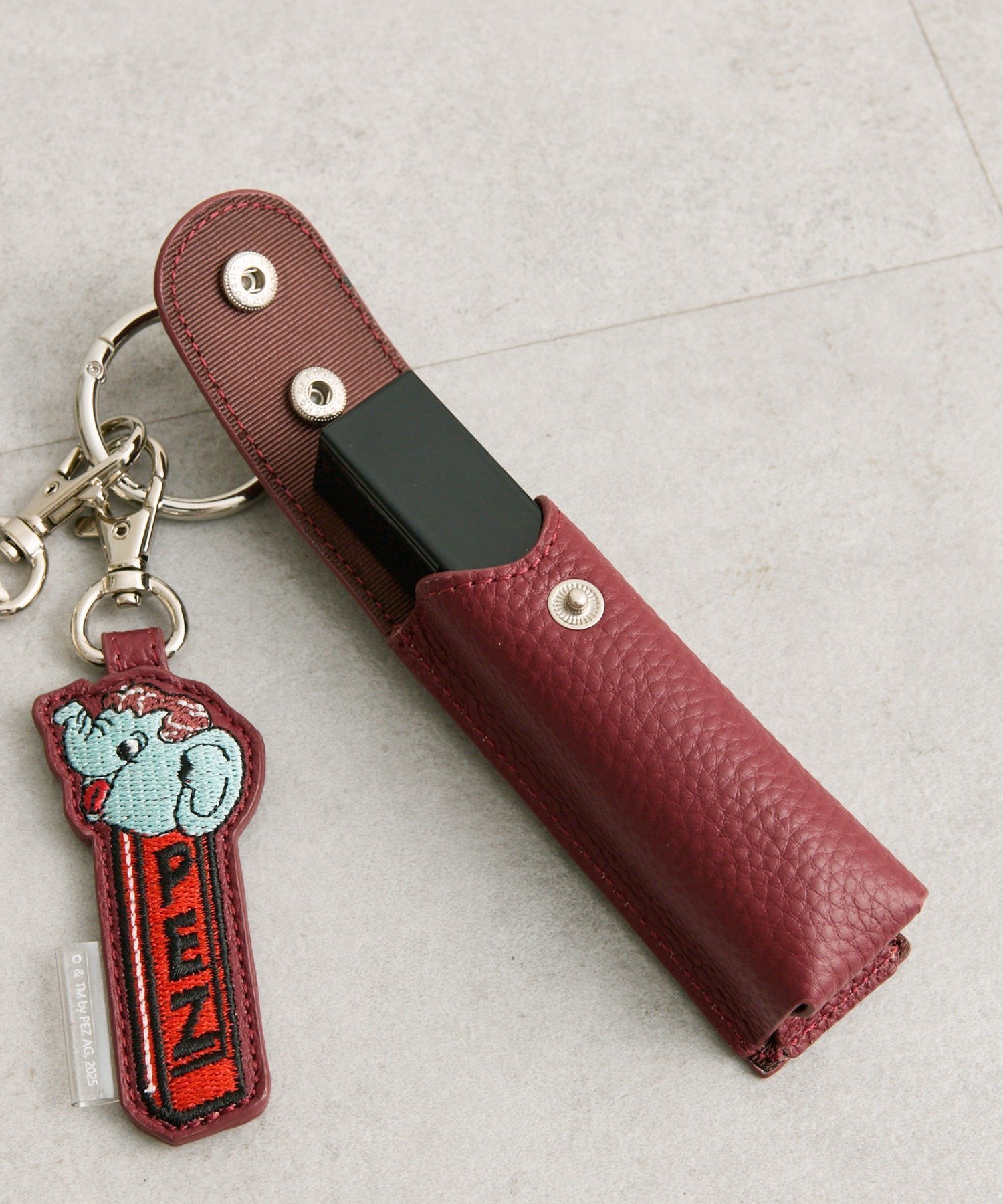ear PAPILLONNER｜【PEZ(ペッツ)×ear】本革リップケースチャーム