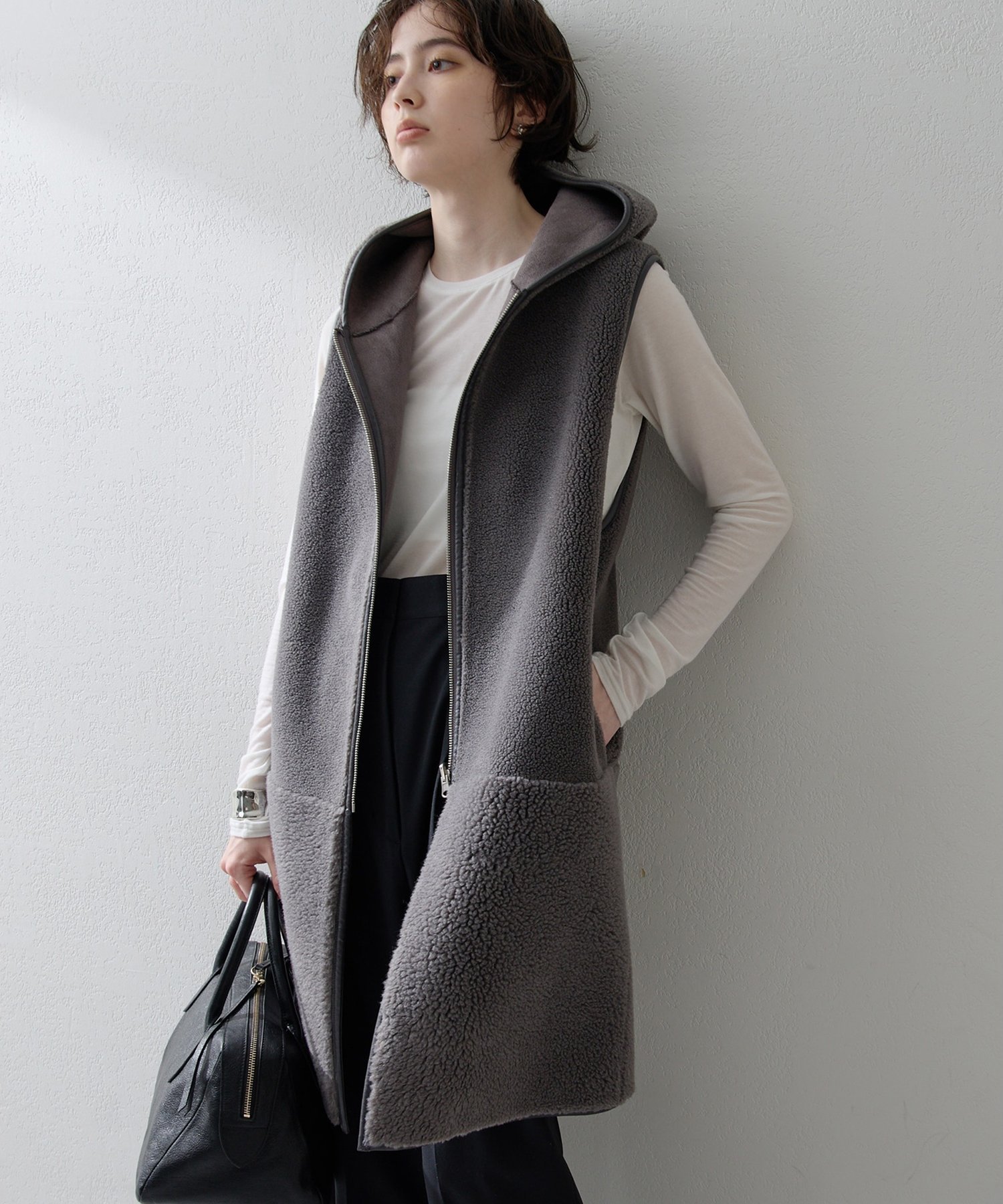Whim Gazette｜【THE PAUSE】ボアフードロングジレ | Rakuten Fashion