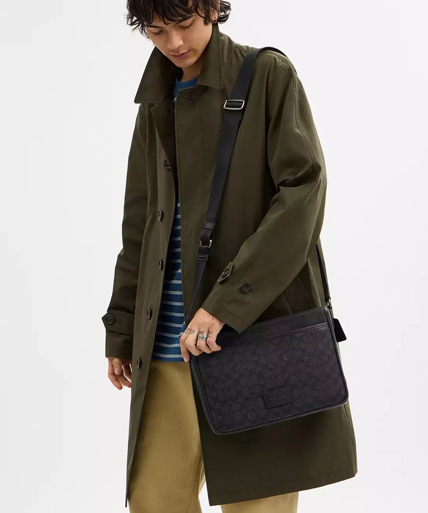 COACH OUTLET｜【公式】ディストリクト クロスボディ バッグ