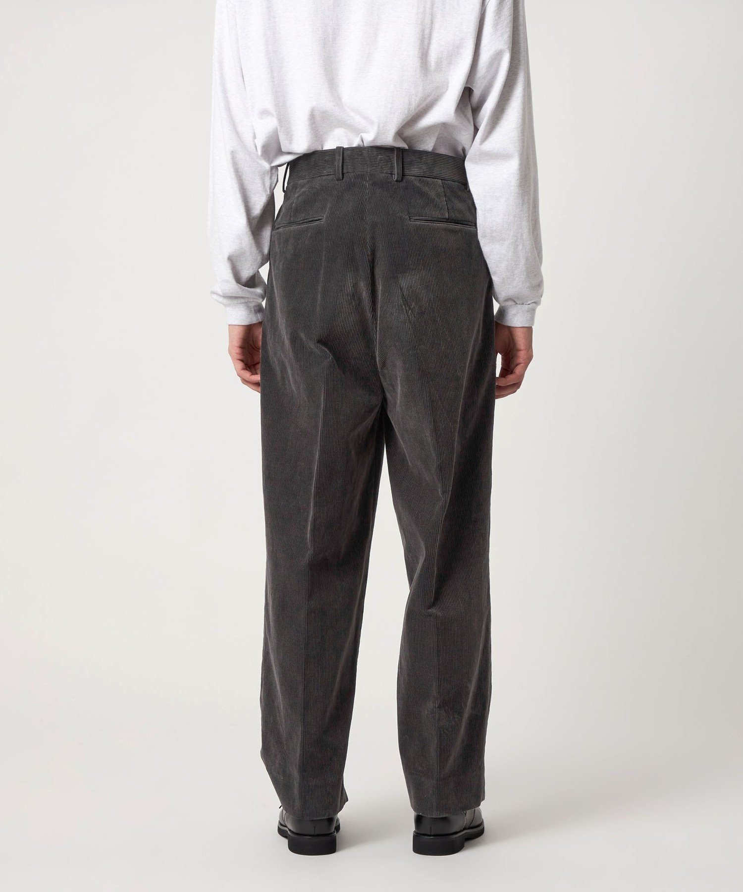 ゆ*き様 スティーブンアラン10W ニドム コーデュロイ ドレス トラウザーズ BEAUTY&YOUTH UNITED ARROWS｜<Steven Alan> 10W ニドム コーデュロイ
