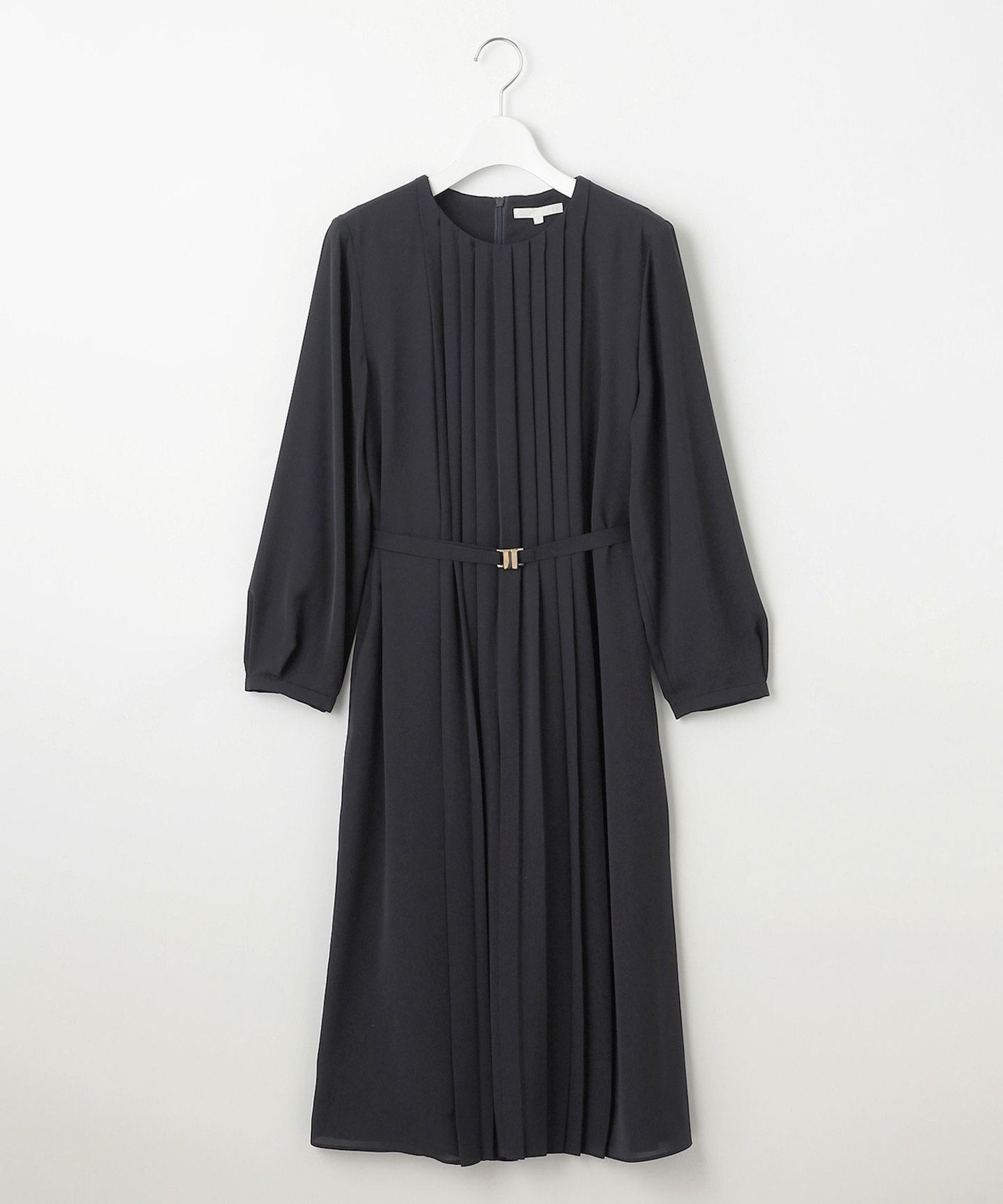自由区｜【19号サイズまで展開】ライトサテン ワンピース | Rakuten
