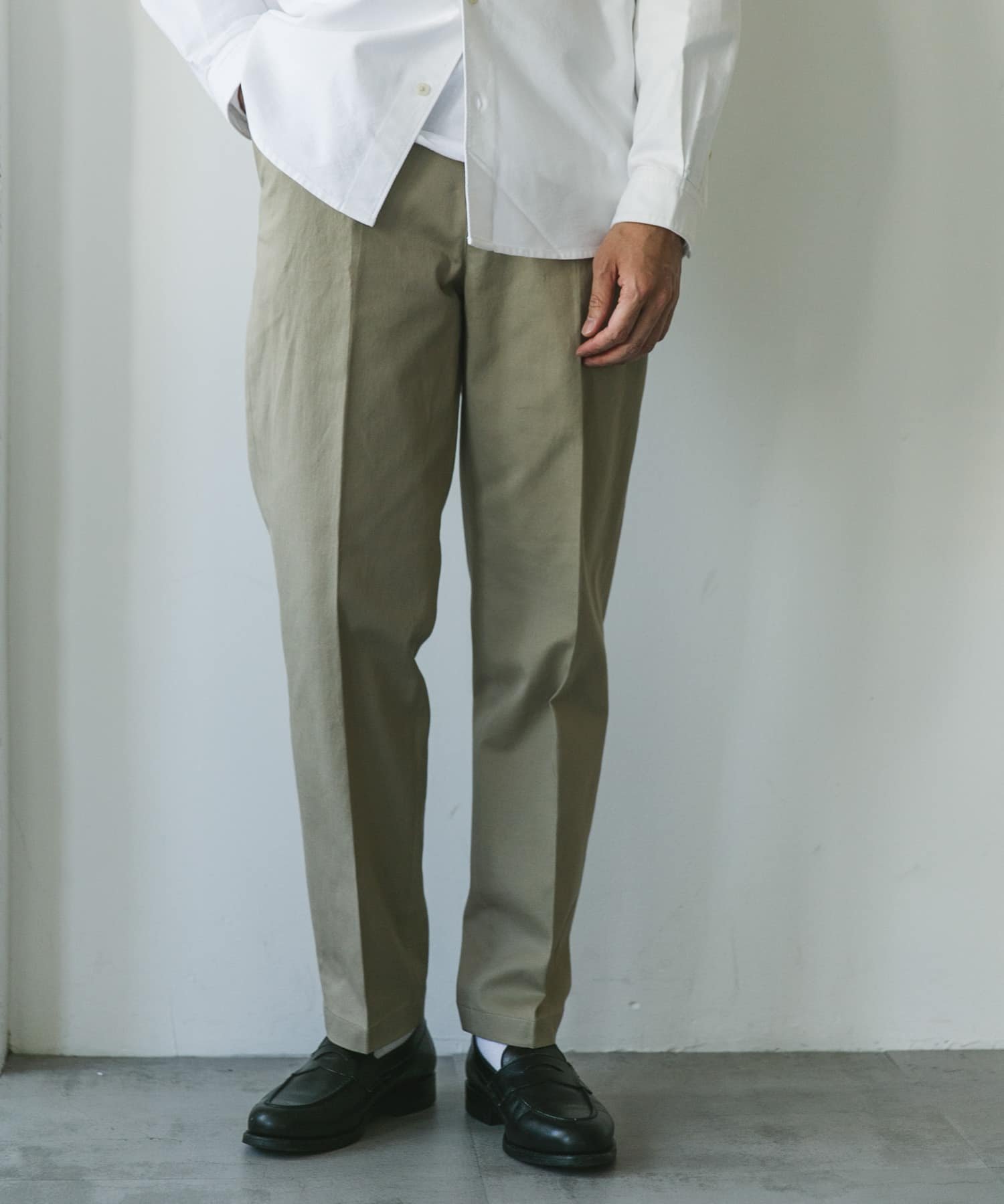 URBAN RESEARCH DOORS｜チノテーパードトラウザー | Rakuten Fashion