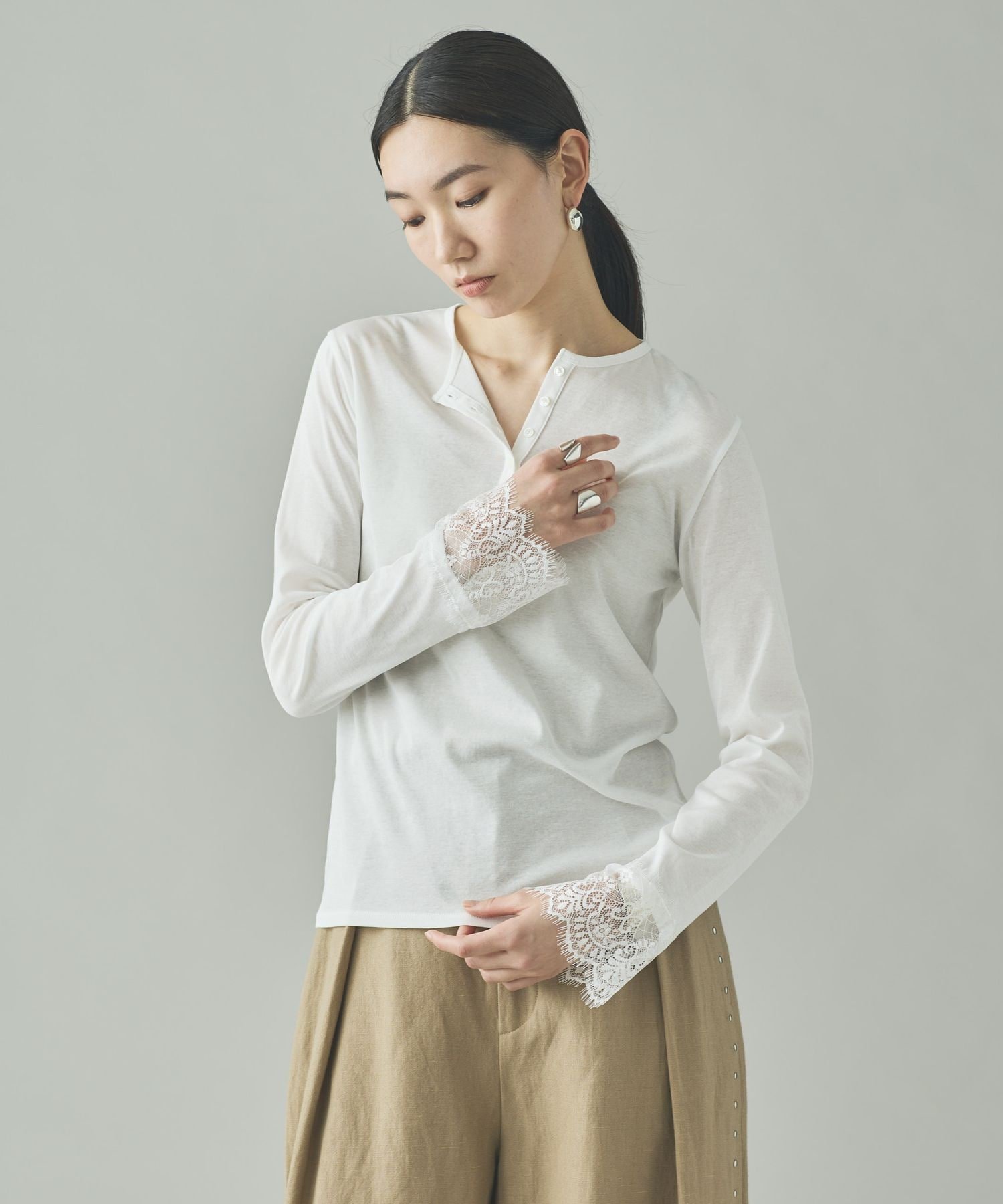 Curensology｜ヘンリーレースロングスリーブTシャツ | Rakuten Fashion
