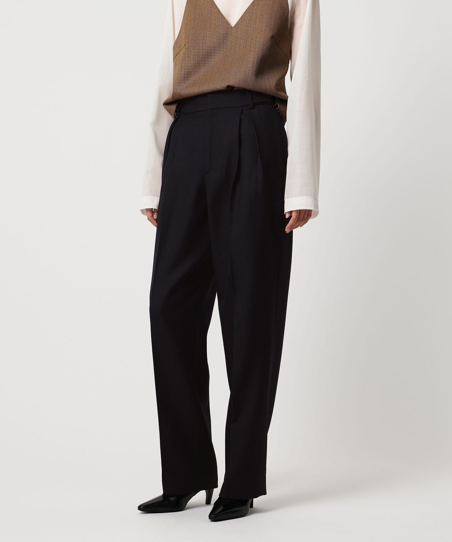 [AEWEN MATOPH] ツイル タック パンツ UNITED ARROWS LTD. OUTLET｜<AEWEN MATOPH>ツイル タック パンツ