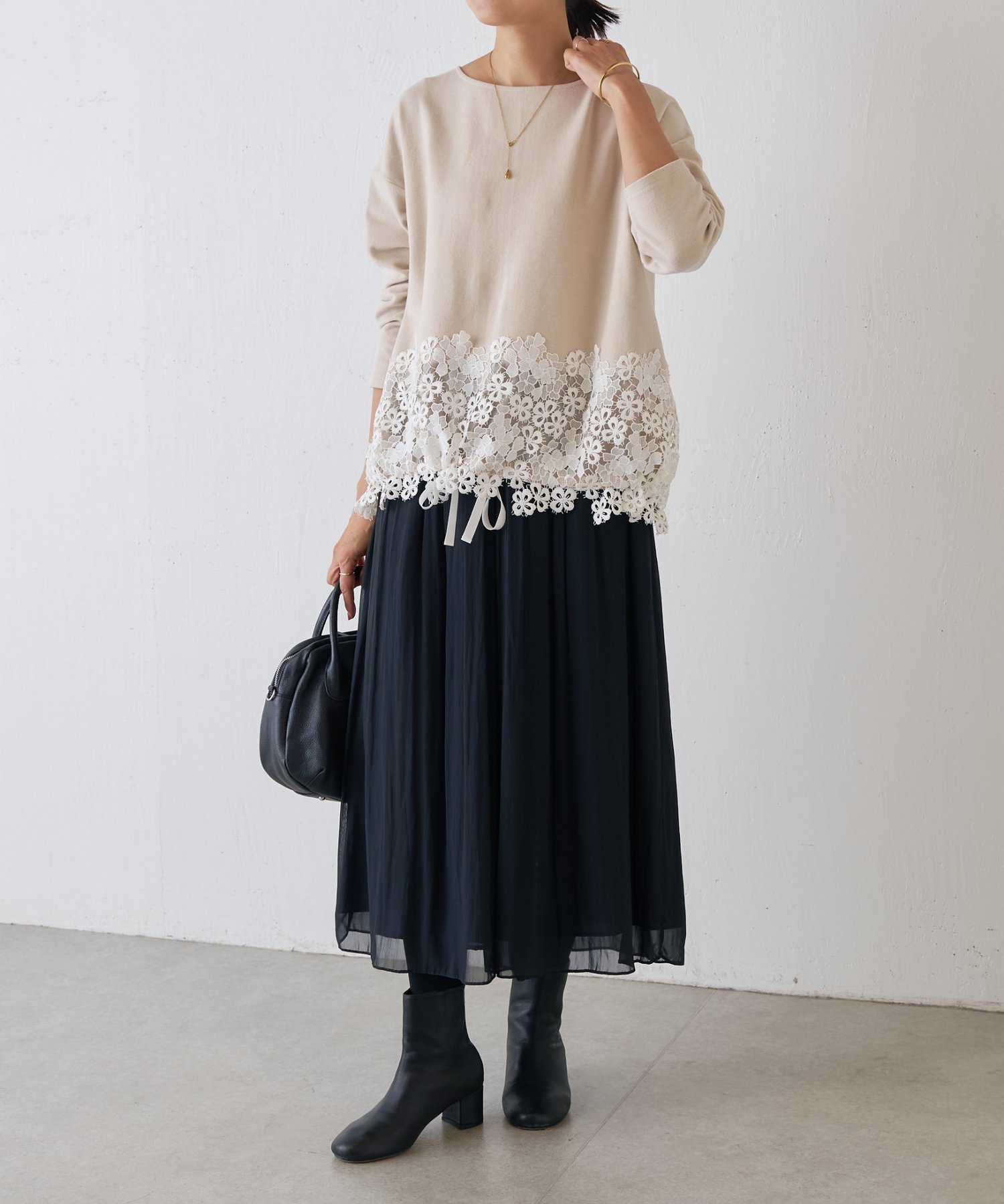 BEARDSLEY｜裾レースコットンカットソー | Rakuten Fashion(楽天