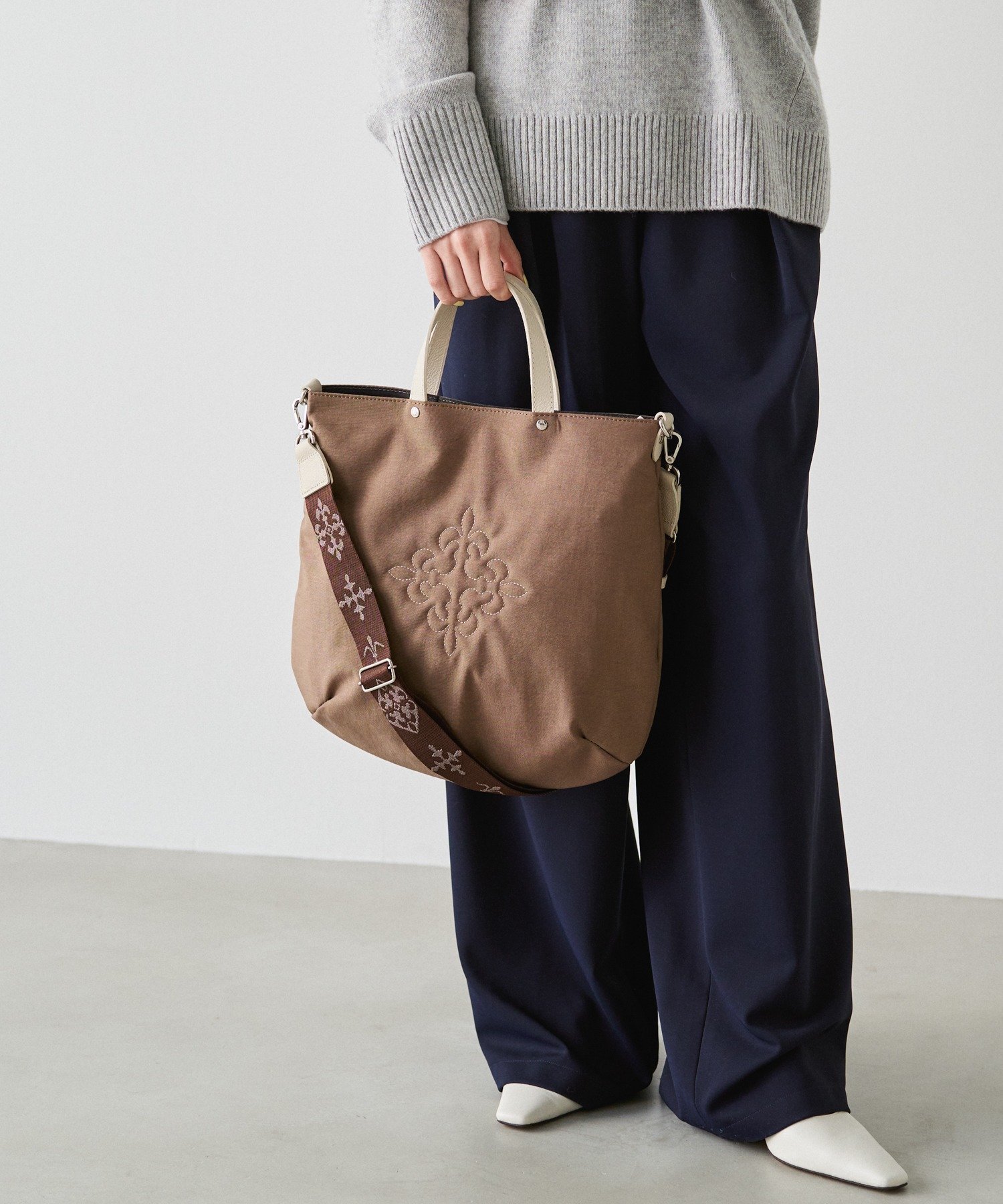 russet｜【20%ポイントバック】《3/4~価格改定》スリム2WAYトート