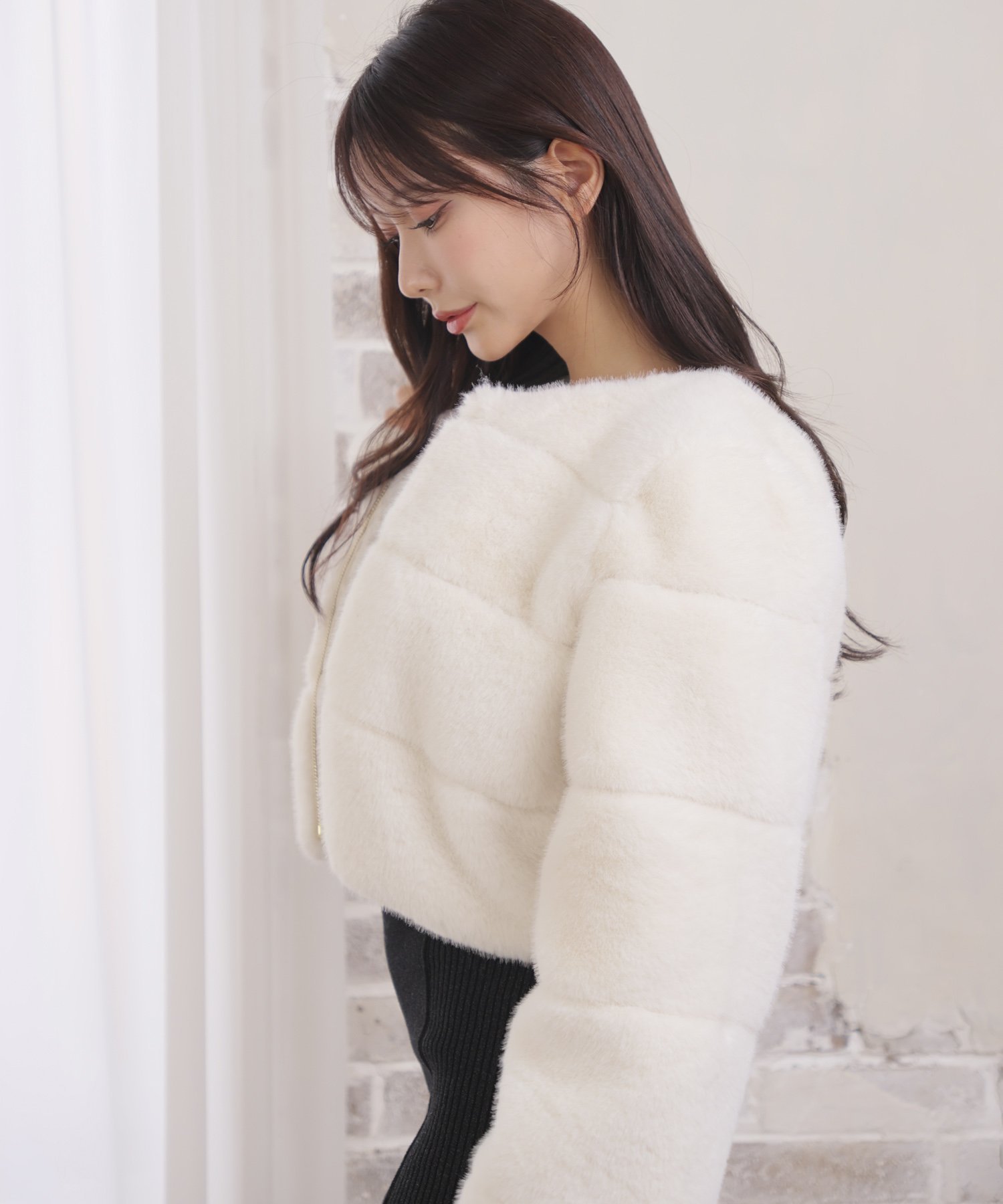 LIP SERVICE｜2wayカラーショートファージャケット | Rakuten Fashion