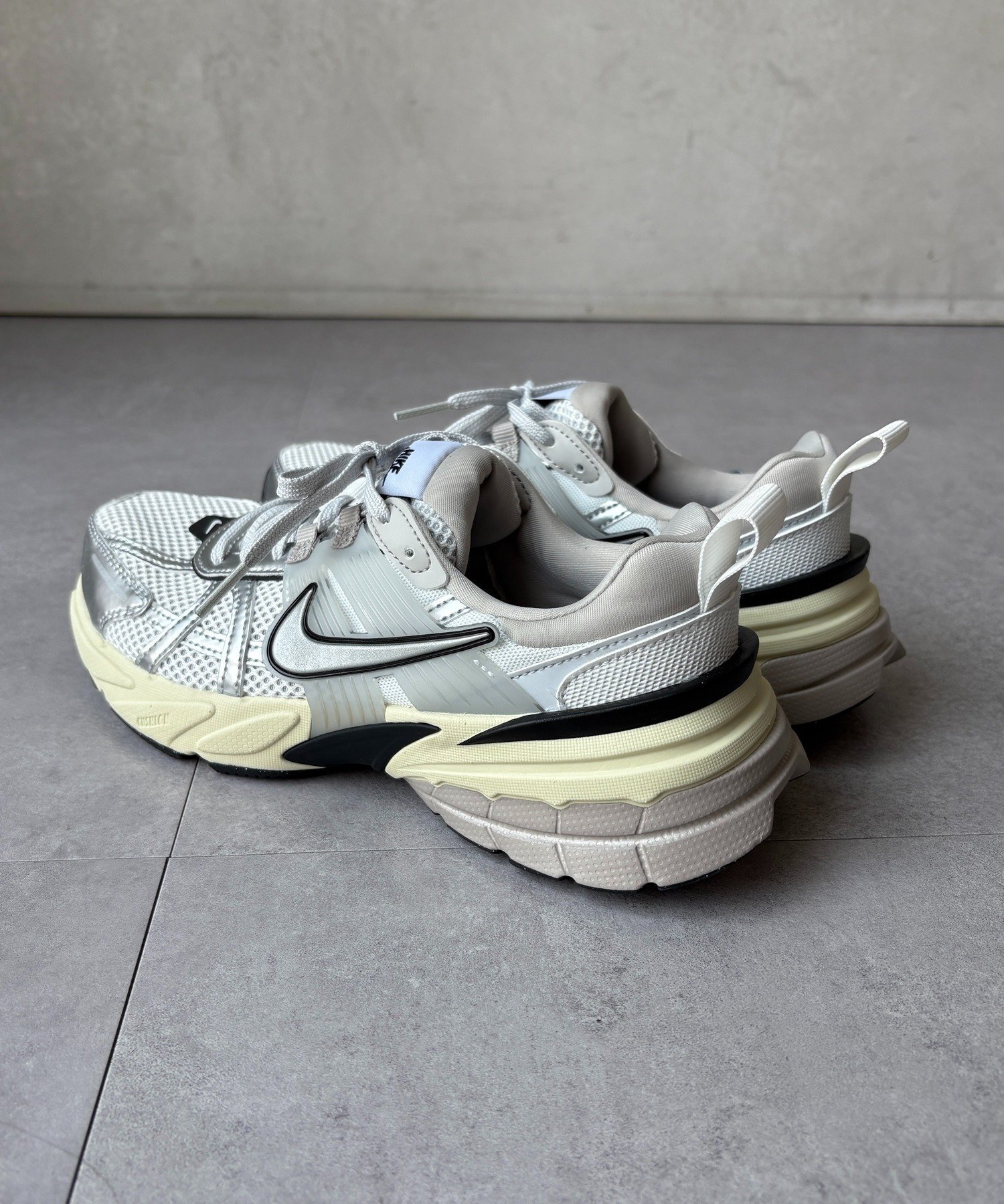 DOUDOU｜【NIKE/ナイキ】 ウィメンズ V2K ラン | Rakuten Fashion(楽天