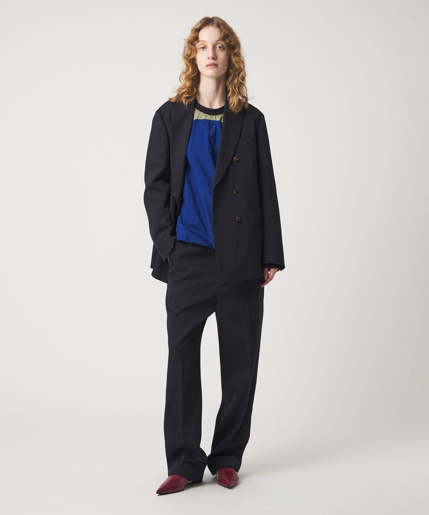【美品】ユナイテッドアローズ 紺ブレ ブレザー 6P ピークドラペル ジャケット UNITED ARROWS（ユナイテッドアローズ） ジャケット テーラード
