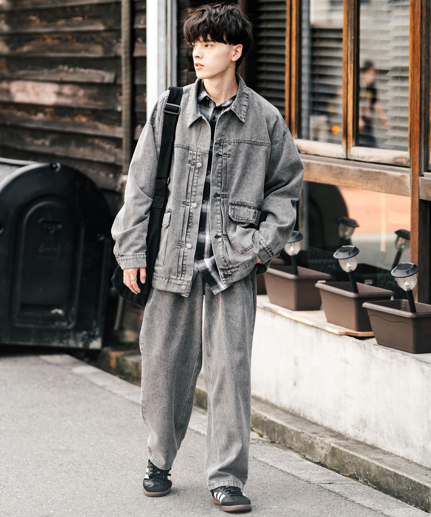 Rocky Monroe｜オーバーサイズデニムジャケット+ワイドパンツ