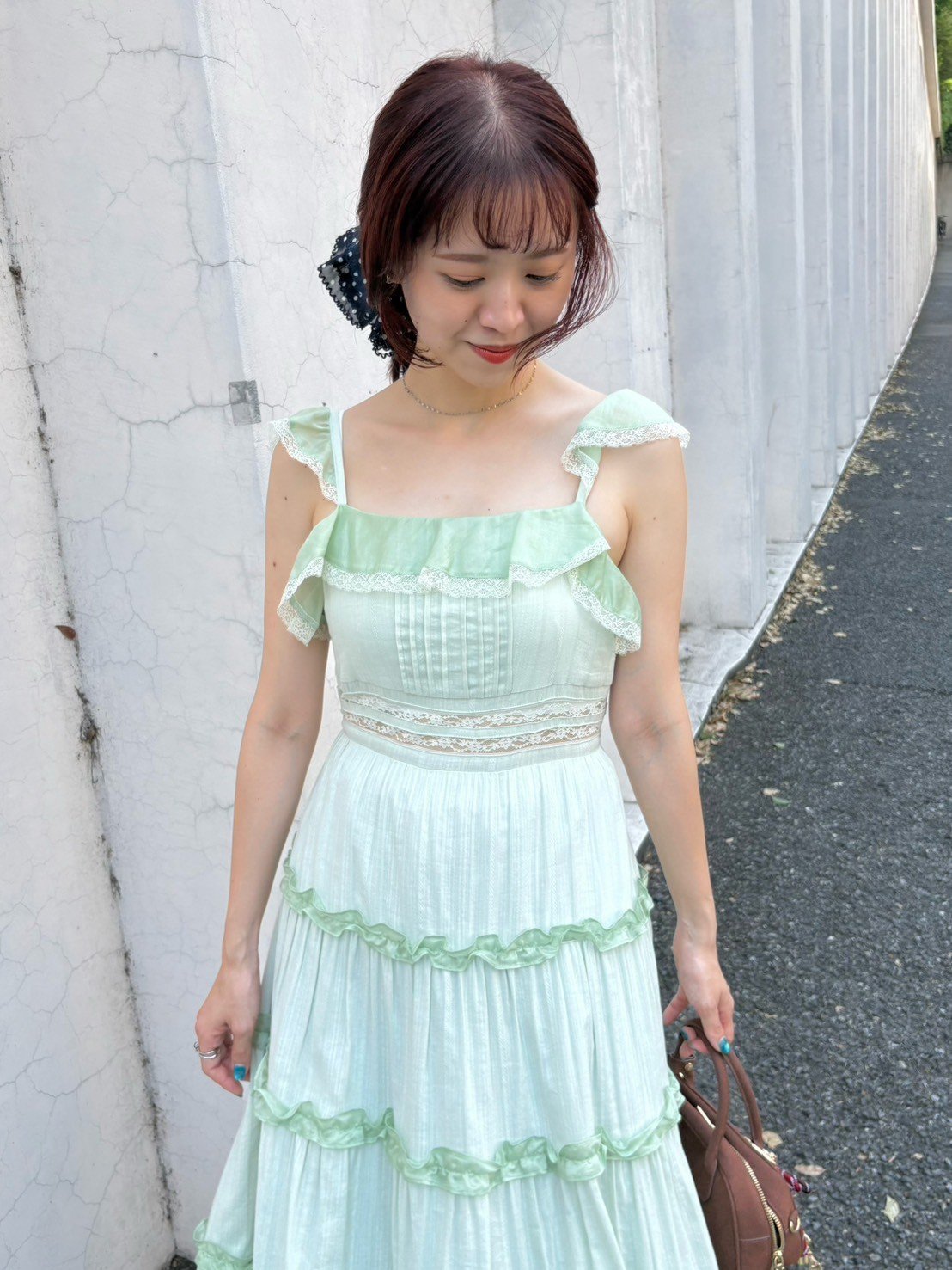 LILY BROWN｜ティアードフリルキャミワンピース | Rakuten Fashion