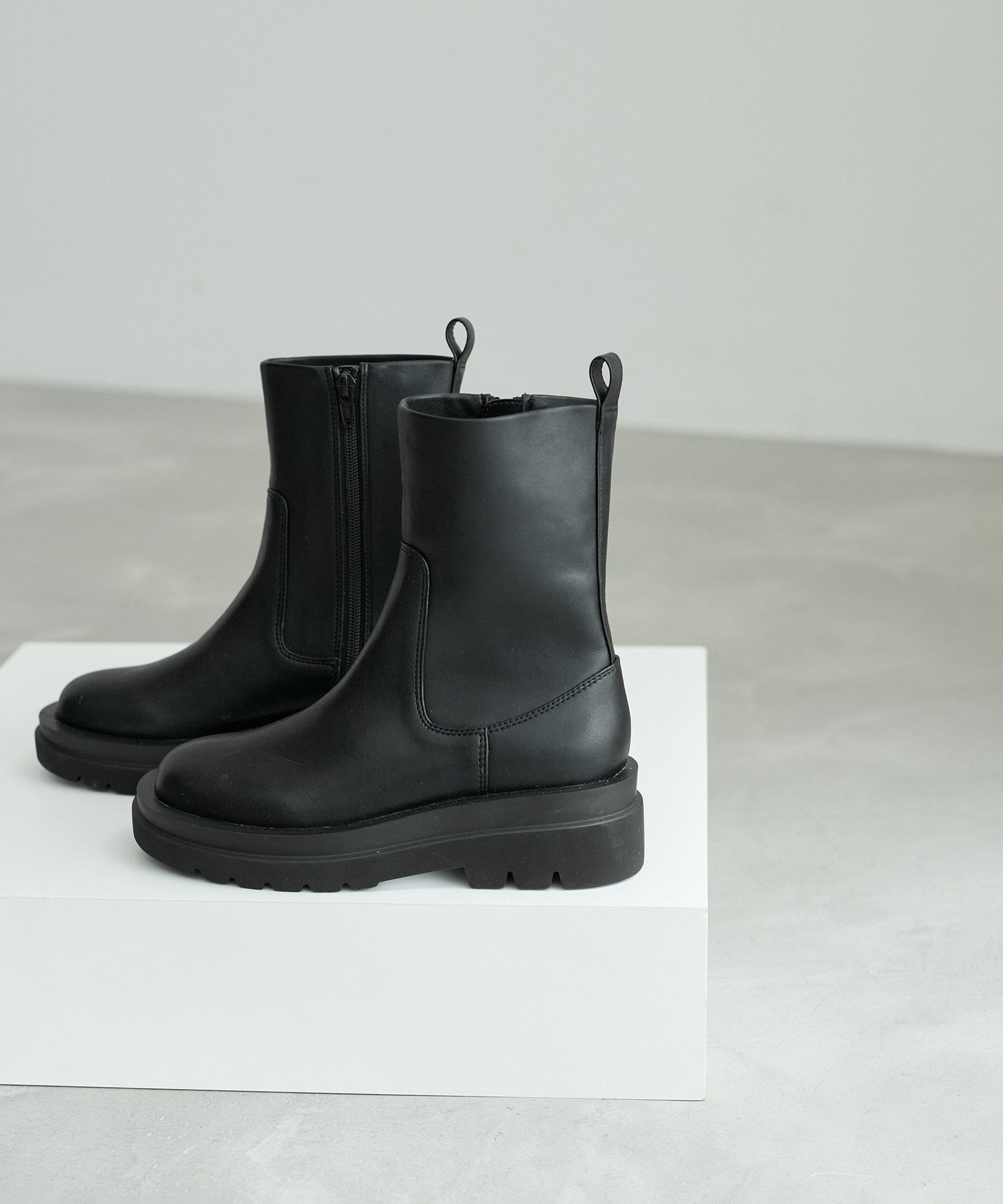 ADAM ET ROPE'｜トラックソールストレッチブーツ | Rakuten Fashion