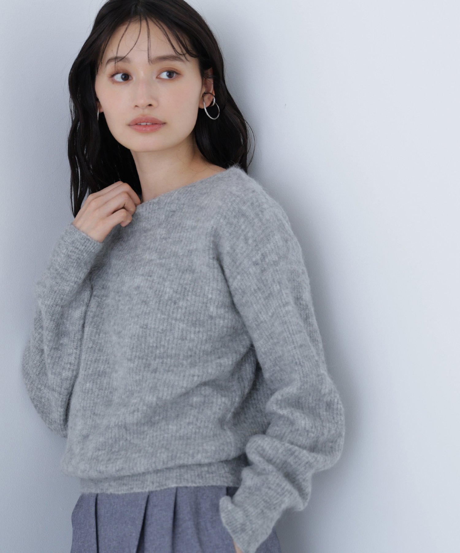 NATURAL BEAUTY BASIC｜アルパカ混クルーネックニット | Rakuten