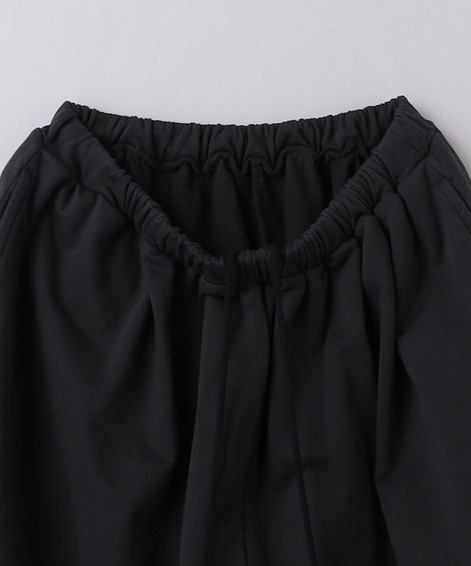 ＜6(ROKU)＞コットンウラケ ギャザーパンツ 25FW BEAUTY&YOUTH UNITED ARROWS｜<6(ROKU)>コットンウラケ ギャザーパンツ