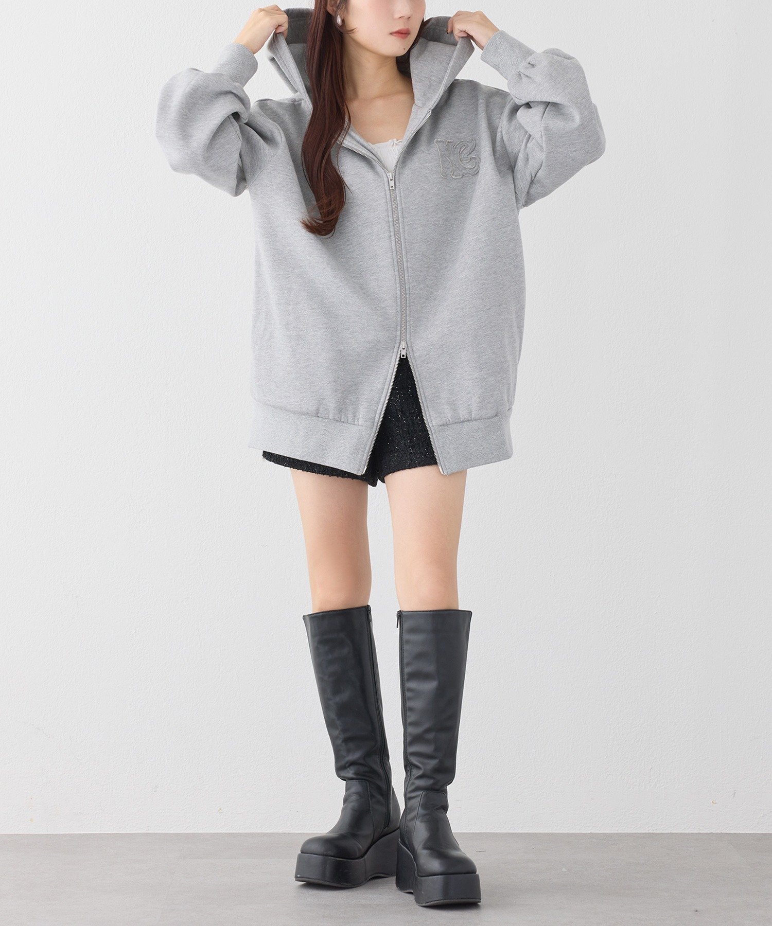 one after another NICE CLAUP｜ロゴグリッターパーカー | Rakuten