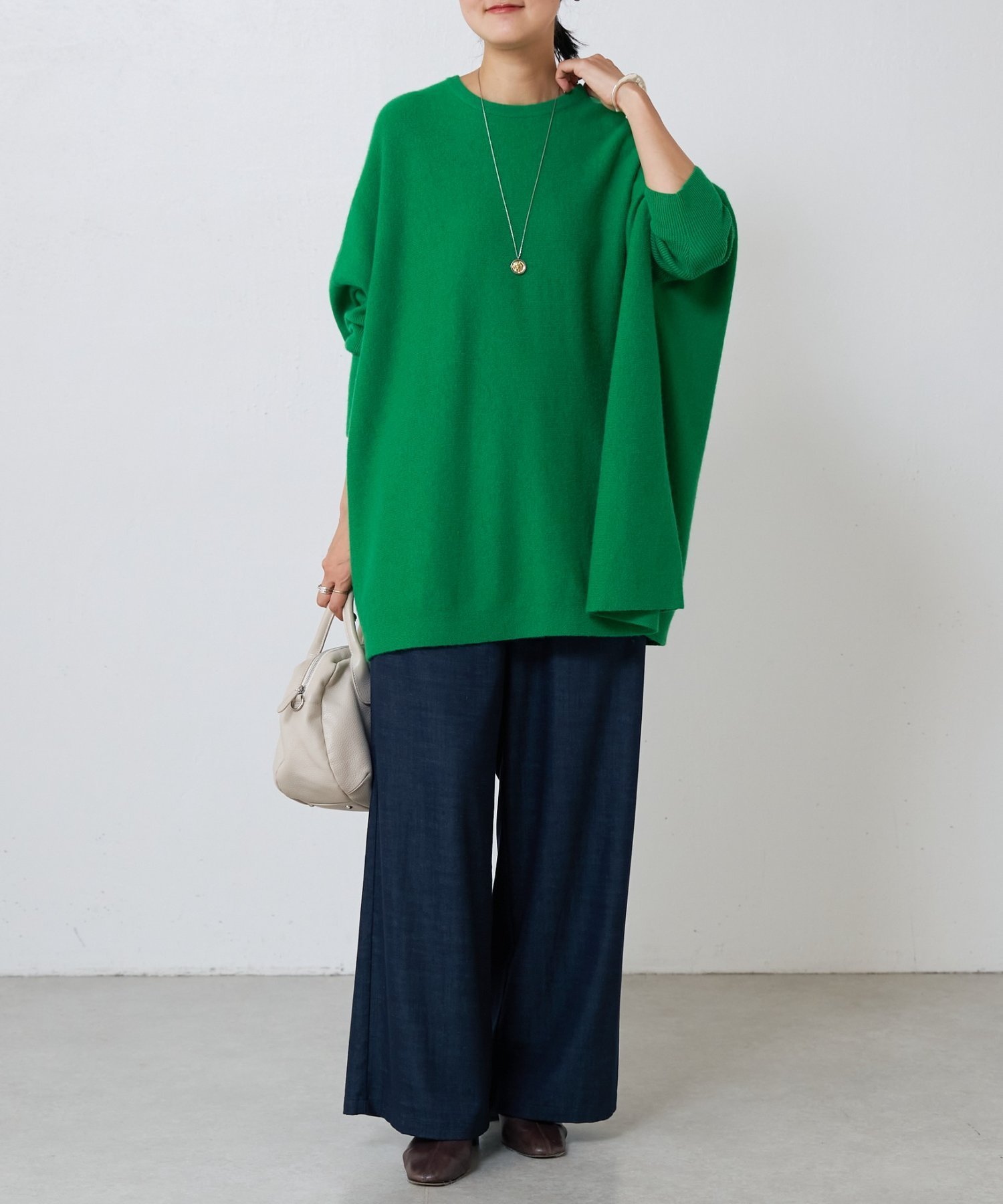 BEARDSLEY｜クルービッグニット(ショート) | Rakuten Fashion(楽天