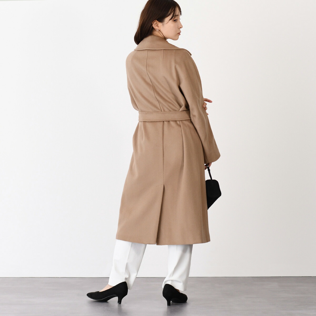 MaxMara WEEKEND ベージュ トレンチコート（ストールは参考品です）