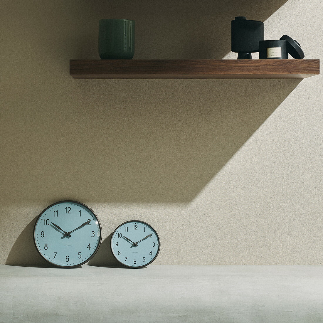 楽天市場】【掛けフックプレゼント】アルネ・ヤコブセン ARNE JACOBSEN