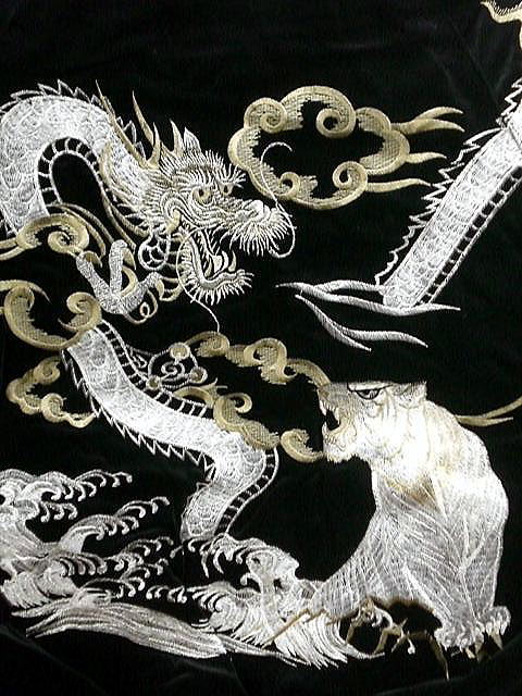 ク*ン様 ヴィンテージ スカジャン 別珍 ベロア 虎 龍 刺繍 トラ