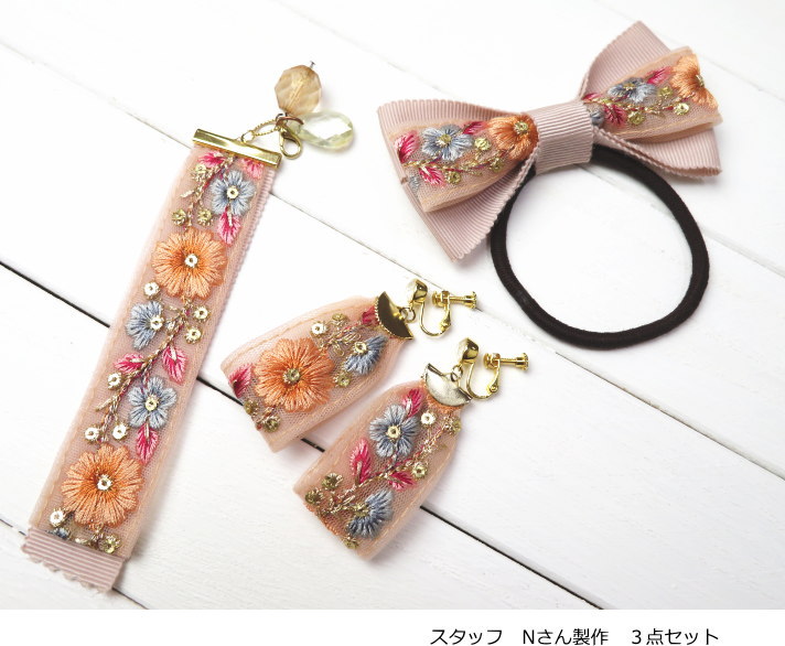 楽天市場】インド刺繍 リボン【50cm単位】約2.9cm巾 インド製 花柄