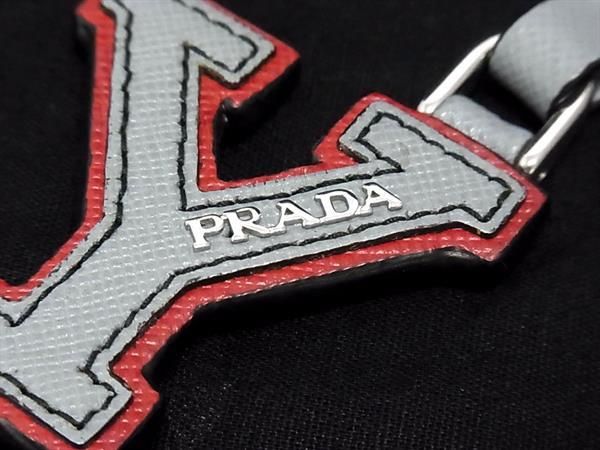 楽天市場】□新品□未使用□ PRADA プラダ レザー イニシャル Y
