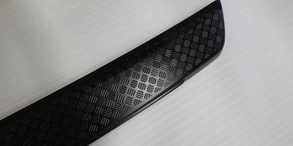 新型ディフェンダー110 90 130 L663 リアバンパーガード プロテクター