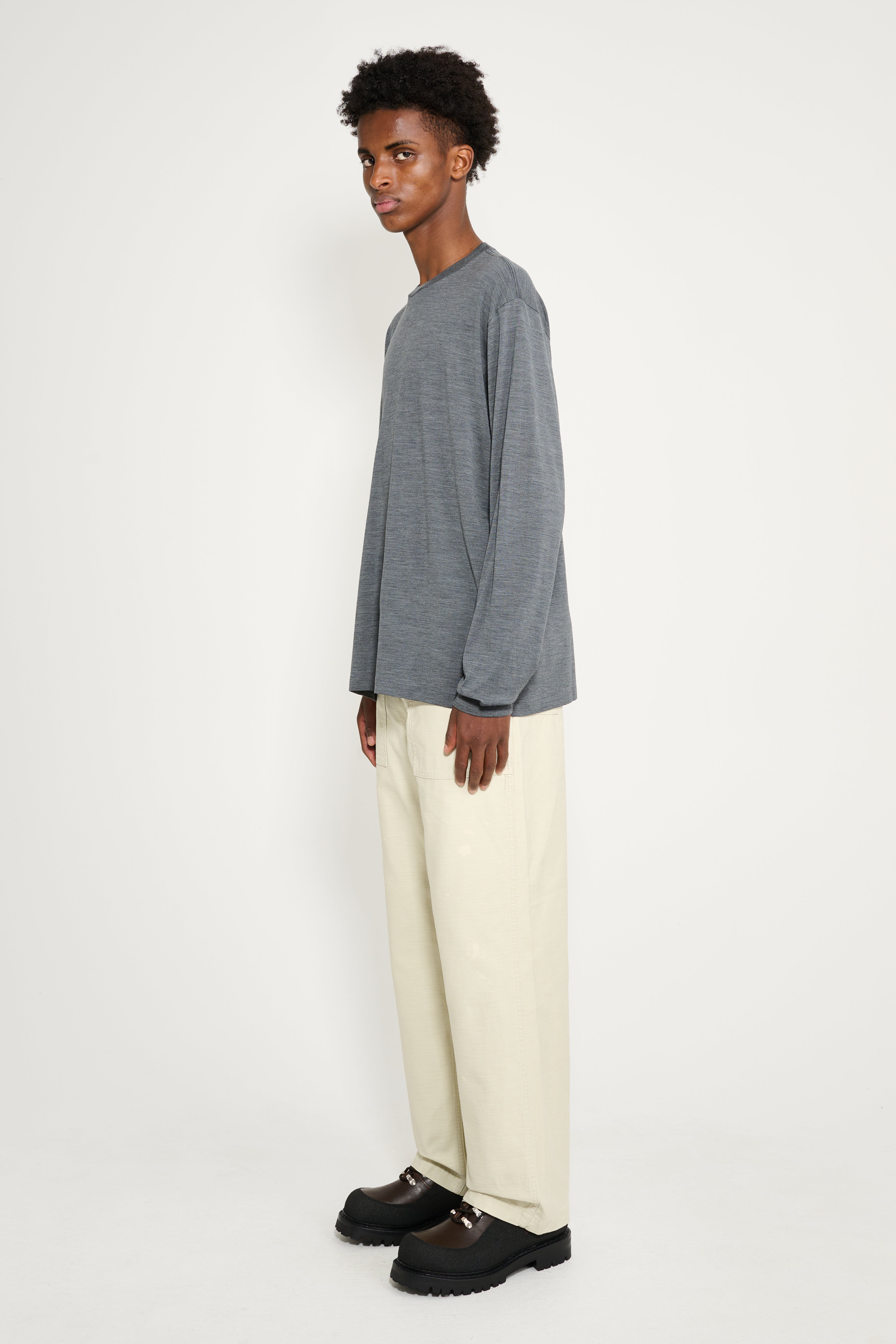 Auralee Washed Baggy Satin Bleached Baker Pants Dusty Ivory – Très