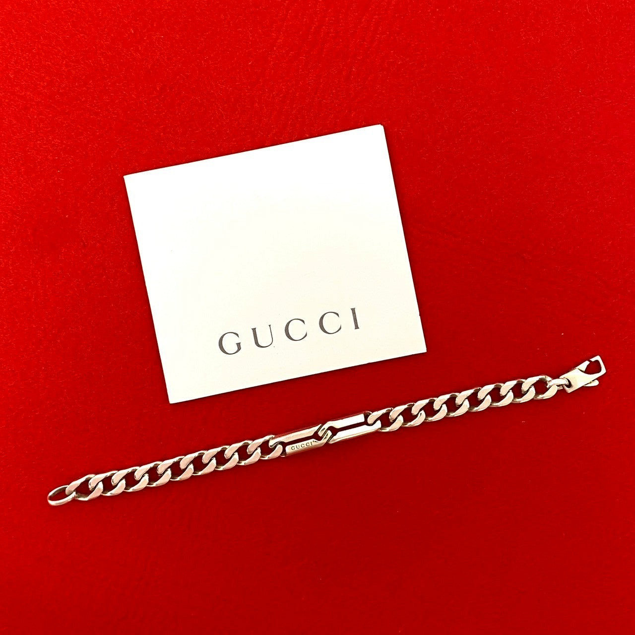 GUCCI ノット インフィニティ ブレスレット – Trip