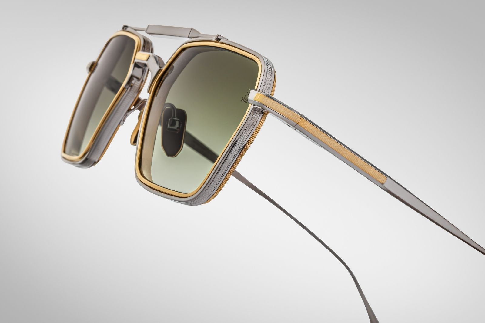 Jacques Marie Mage | Commodore in Silver Sunglasses - twelvesixtynine