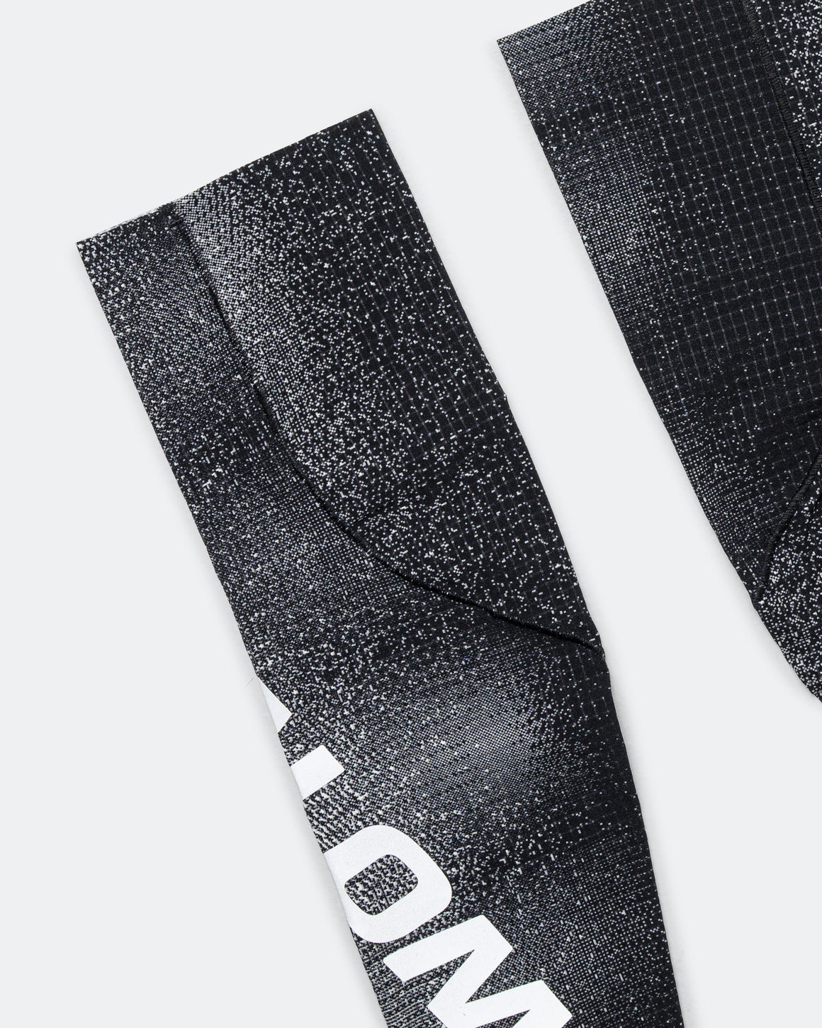 Salomon - Sleeves x Mental Athletic - Deep Black/White | Up There