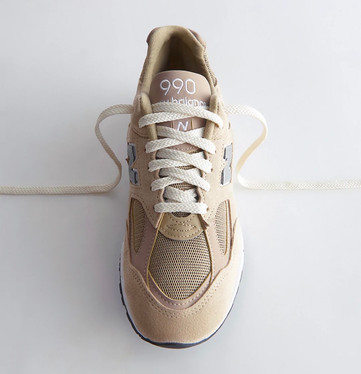 Kith × New Balance 990v2 “Tan”が国内9月9日に発売予定 ［M990KS2