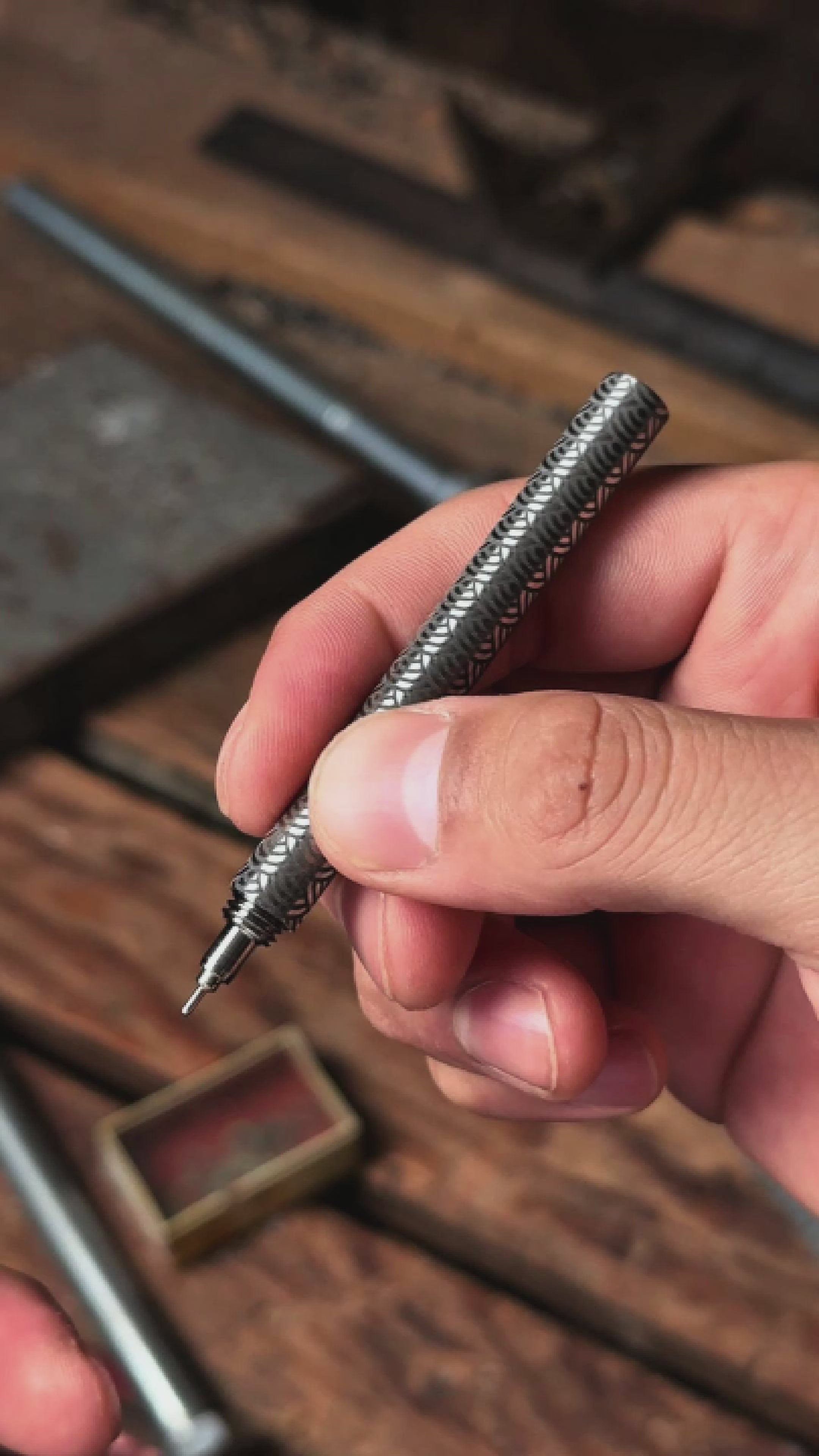 Blank Forces x URBAN CHROMA Titanium EDC Ink Keychain Pen