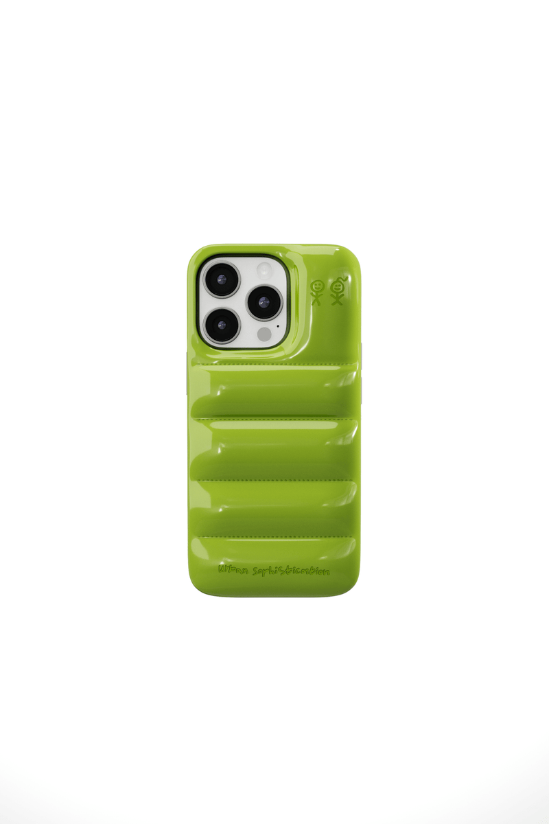 the-puffer-case-apple-732322.