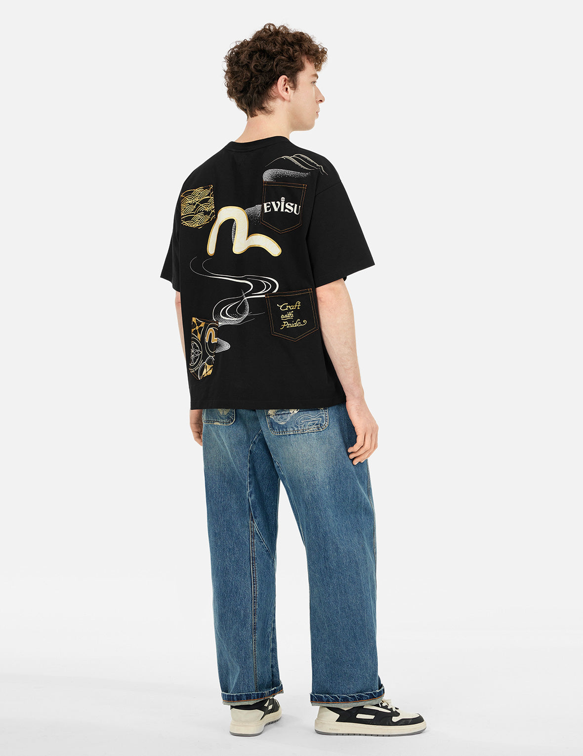 Multi-Pocket and Multi-Print Loose Fit T-shirt – EVISU