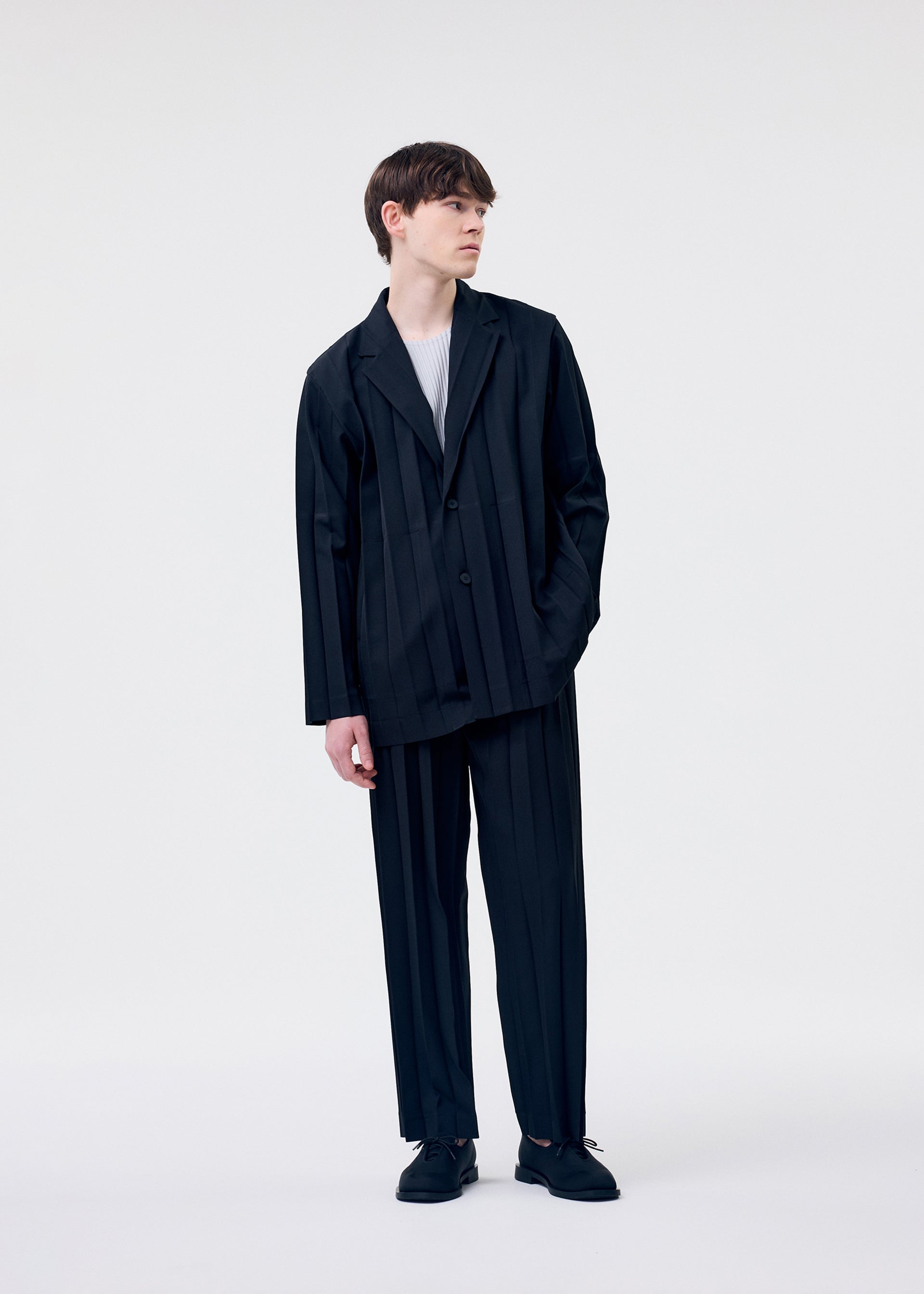 MEN – ISSEY MIYAKE ONLINE STORE