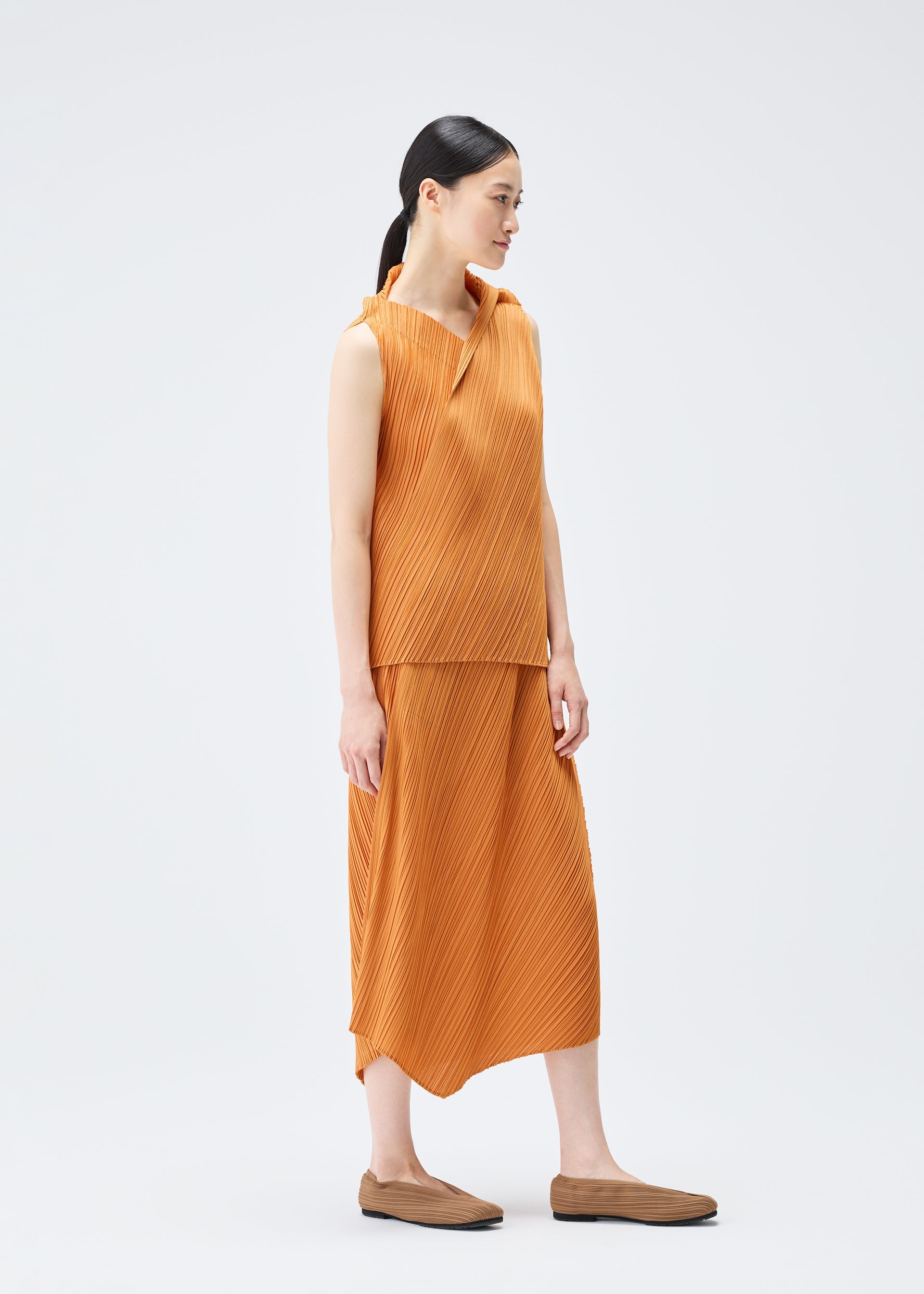 SWING – ISSEY MIYAKE ONLINE STORE
