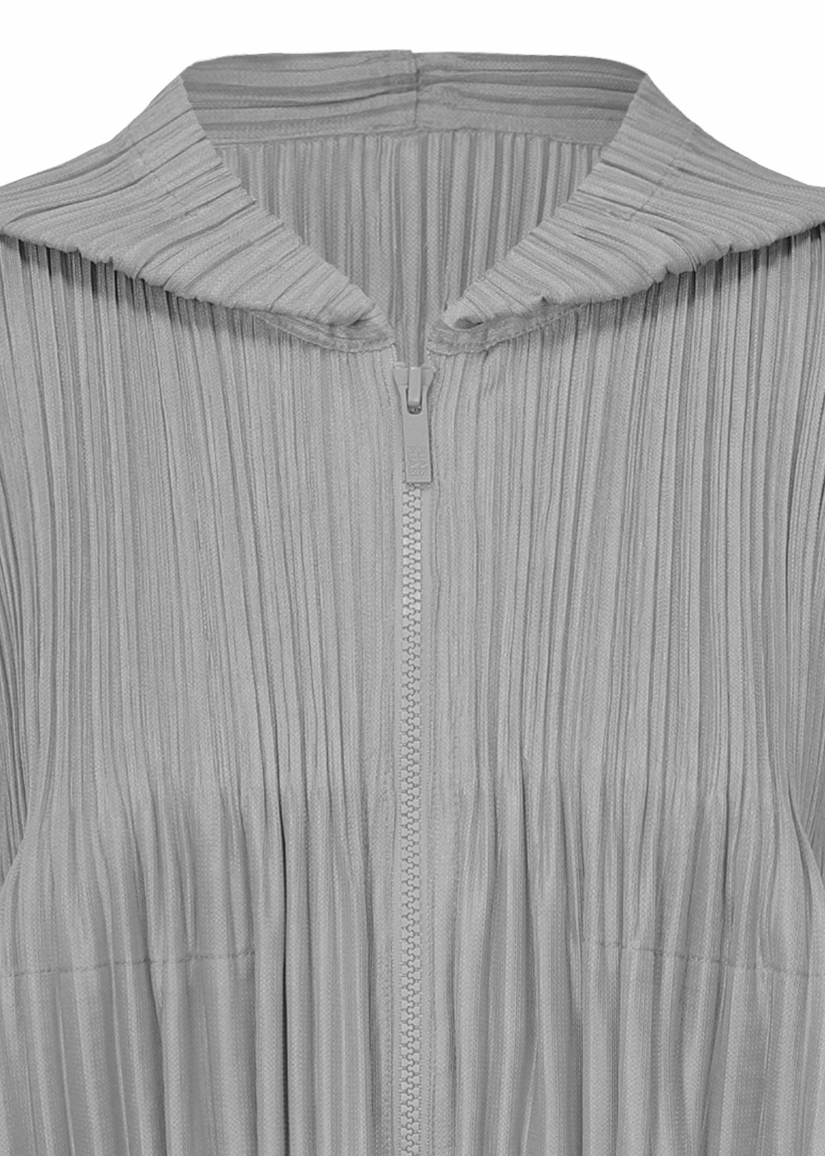 FLUFFY BASICS – ISSEY MIYAKE ONLINE STORE