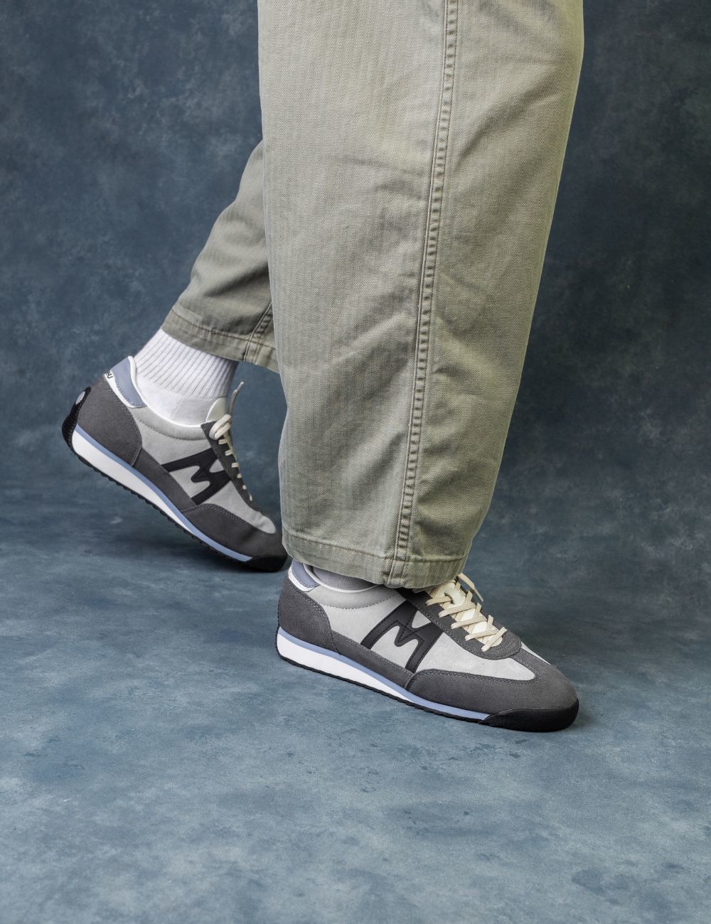 Karhu Mestari Sneaker l Smoked Pearl / Caviar F805075 – Karhu US