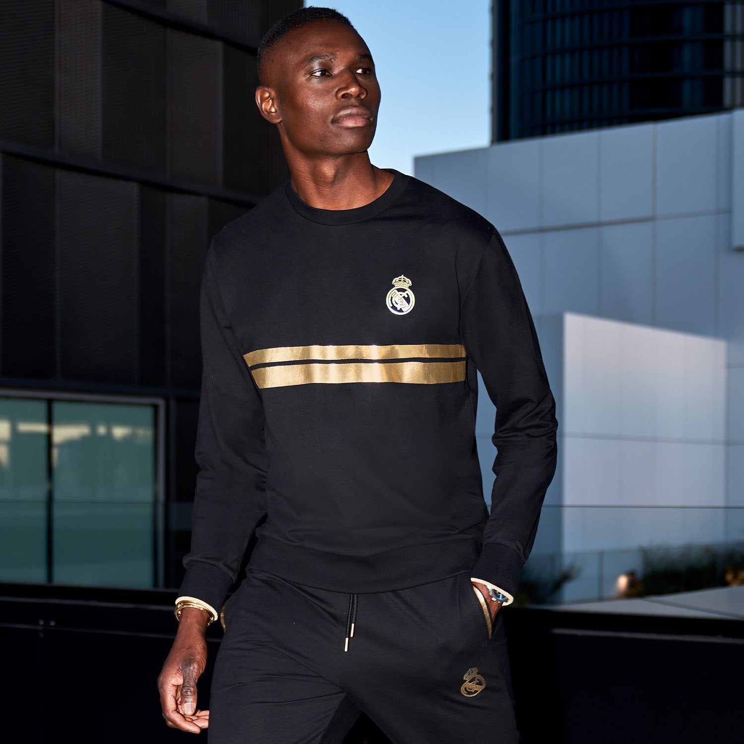 Mens Black & Gold Crew Sweatshirt – The Official Real Madrid CF