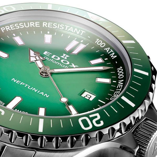 Edox Neptunian Automatic Stainless Steel Green Dial Date Divers Mens W