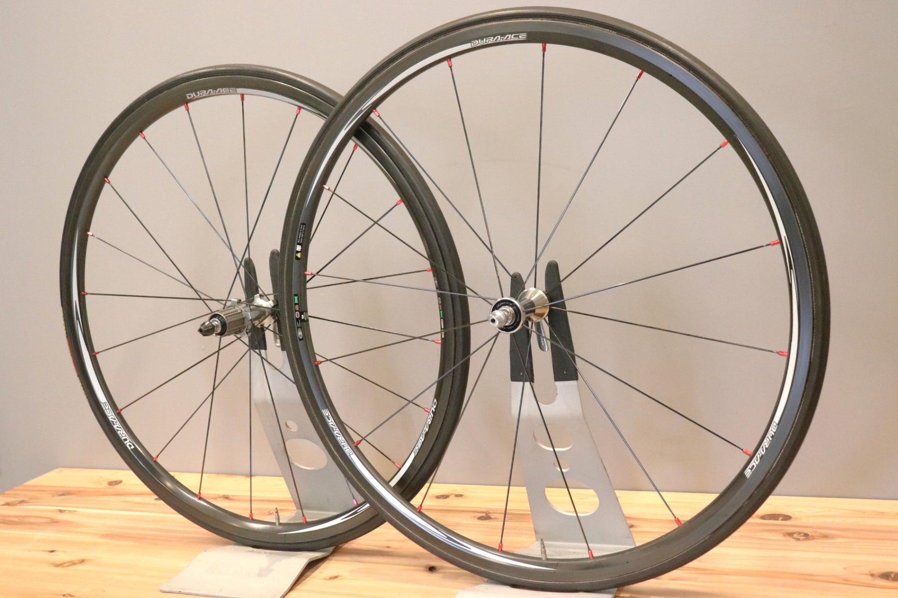 シマノ SHIMANO デュラエース DURA-ACE WH-7850 C24 TU カーボン