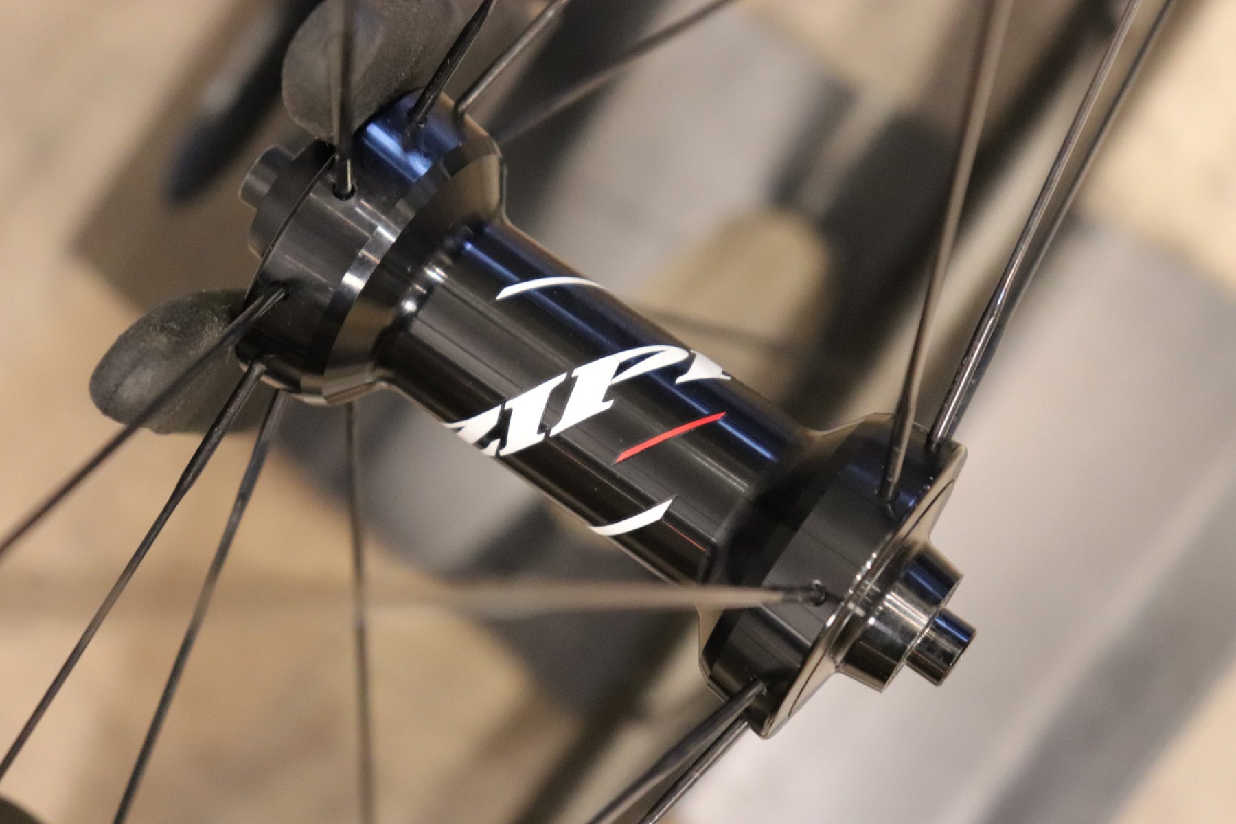 す*も様 ZIPP 404 クリンチャー カーボンホイール す*も様 ZIPP 404