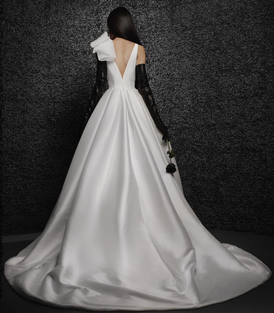 VERA WANG BRIDE | VERA WANG GINZA - ヴェラ・ウォン 銀座本店