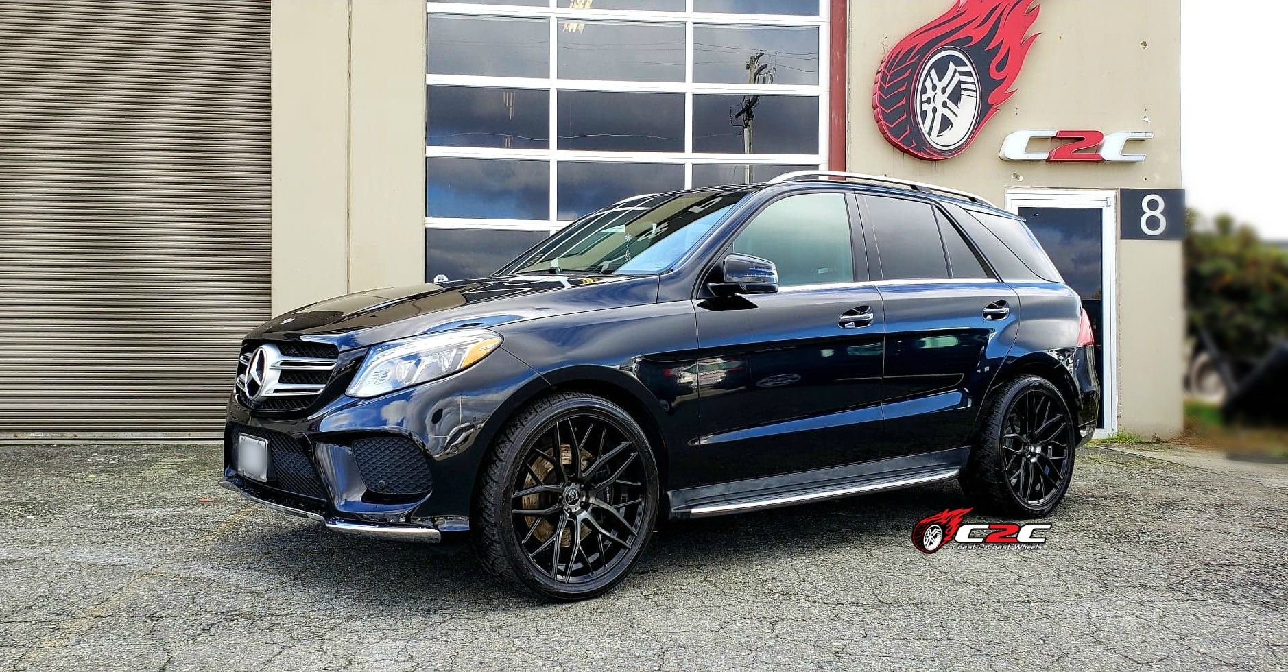 Mercedes-Benz GLE400 W166 Black with Axe ZX-11 Aftermarket Wheels
