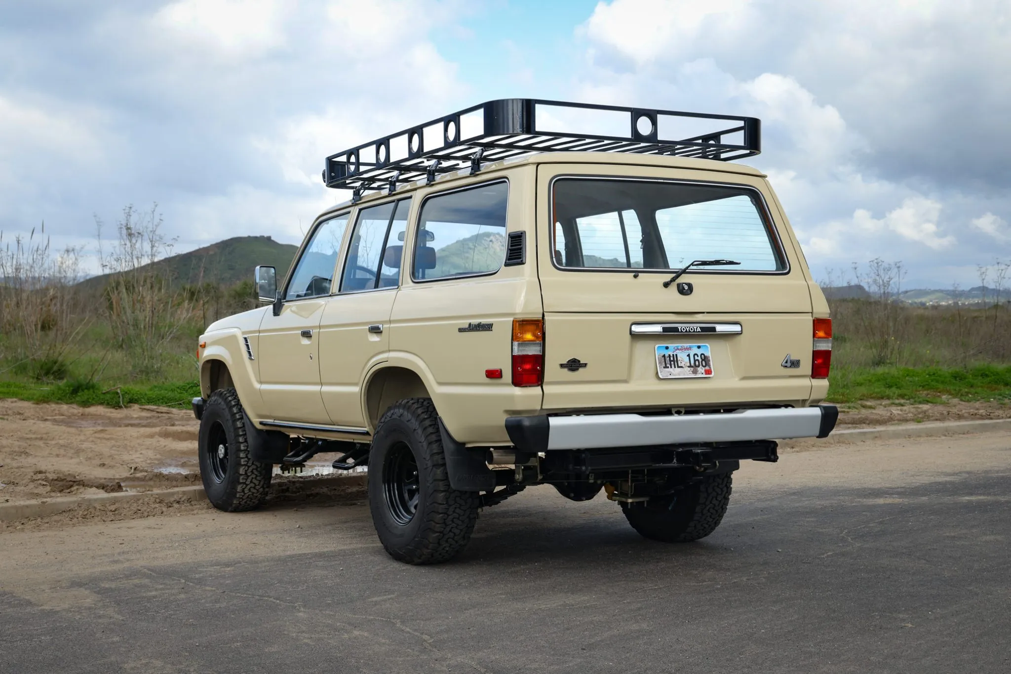 1986 Toyota Land Cruiser FJ60 - WOB Cars