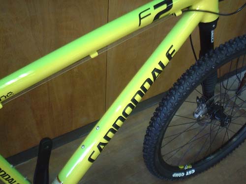 2007年モデル cannondale mountainbike caffeine 2 キャノンデール